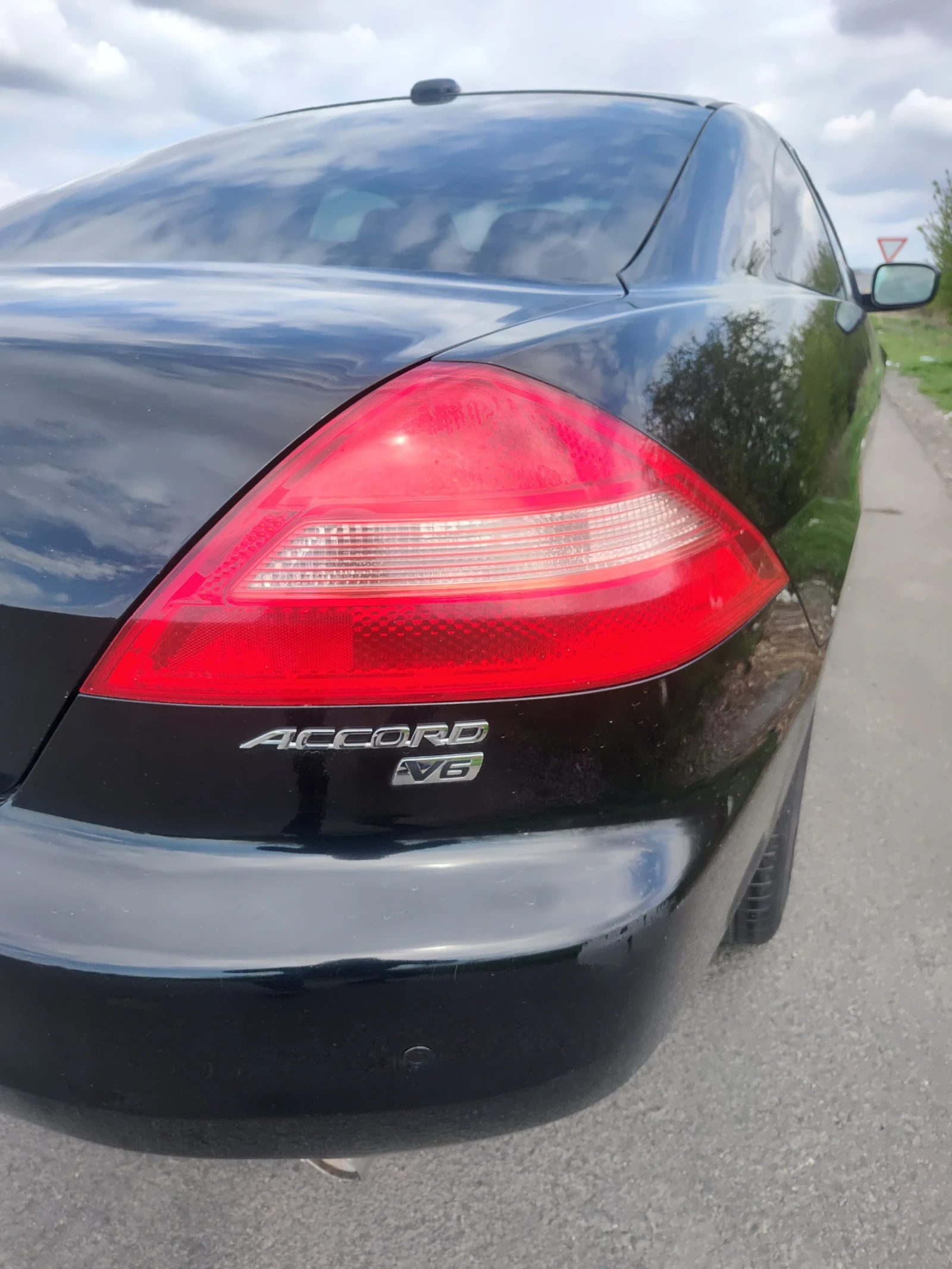 Honda Accord  - изображение 2
