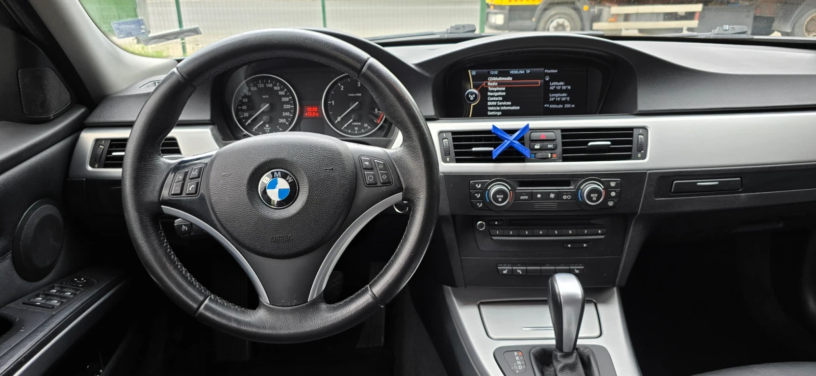 BMW 330 Facelift  - изображение 6