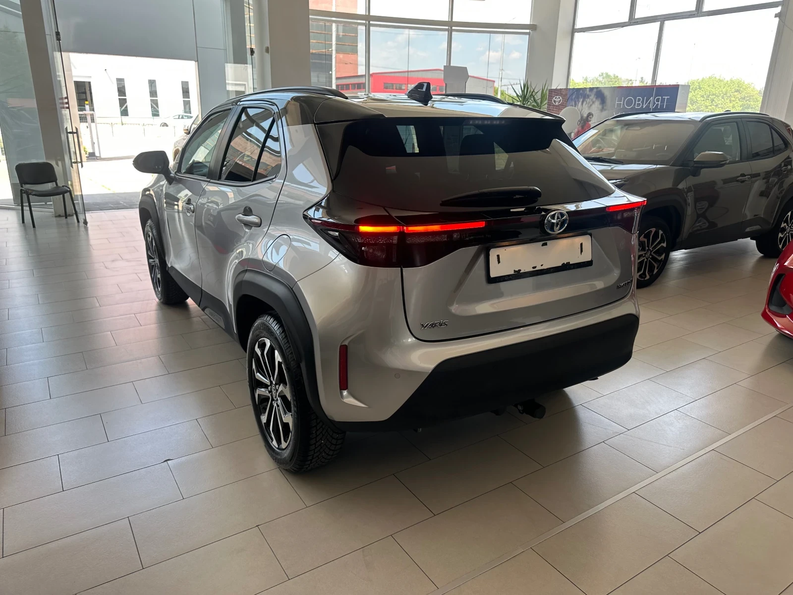 Toyota Yaris Cross Chic - изображение 3
