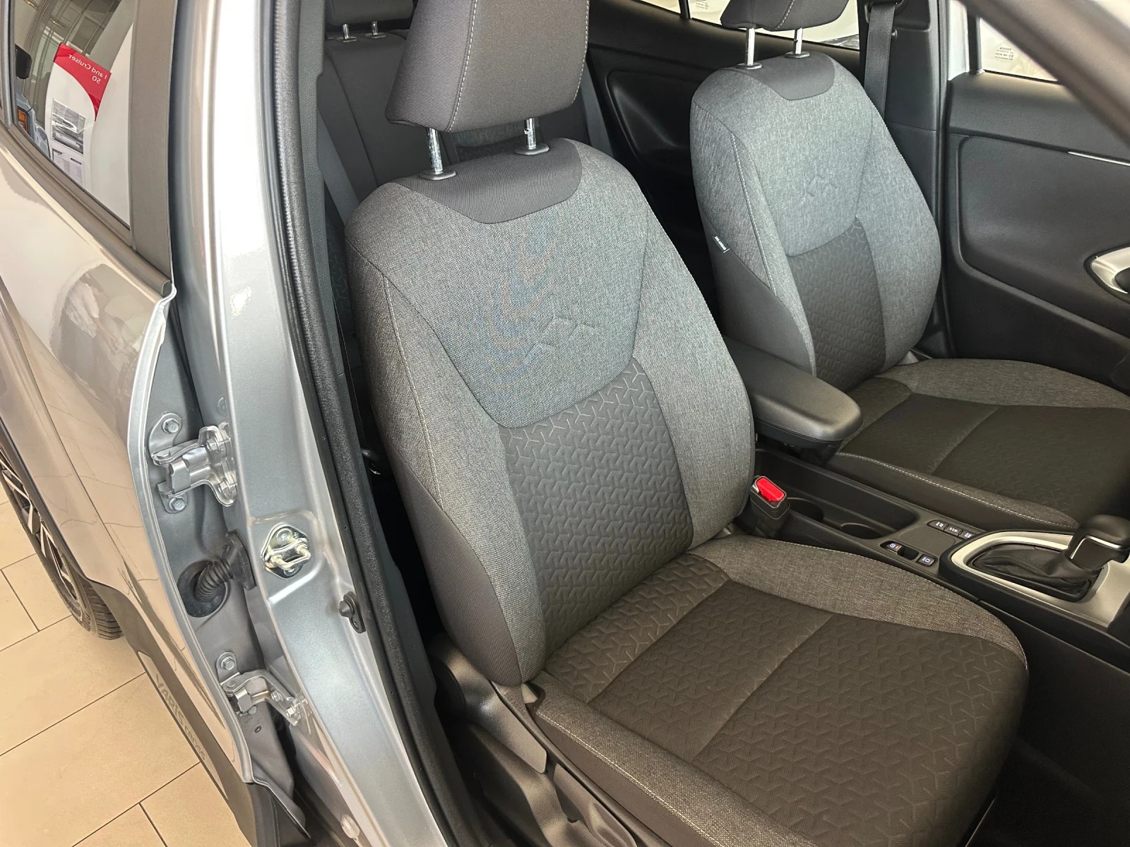 Toyota Yaris Cross Chic - изображение 7