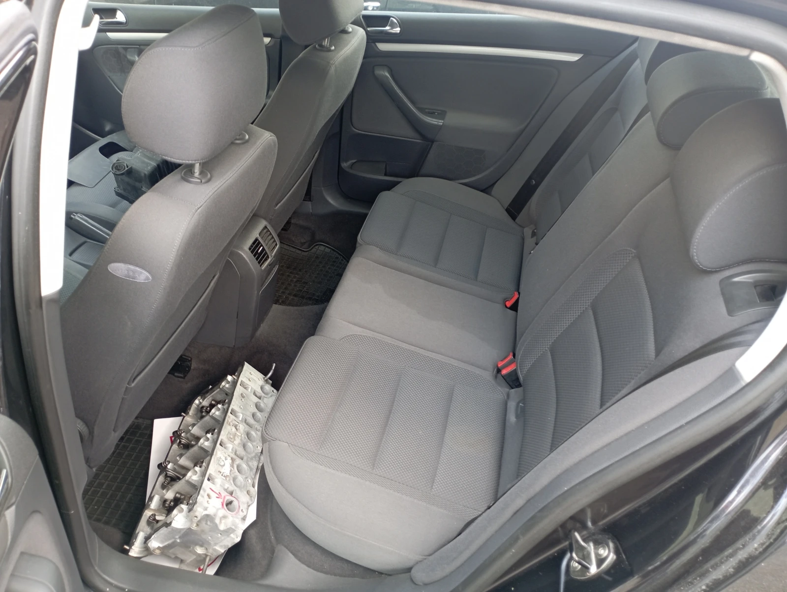 VW Golf 2.0 TDI - изображение 9
