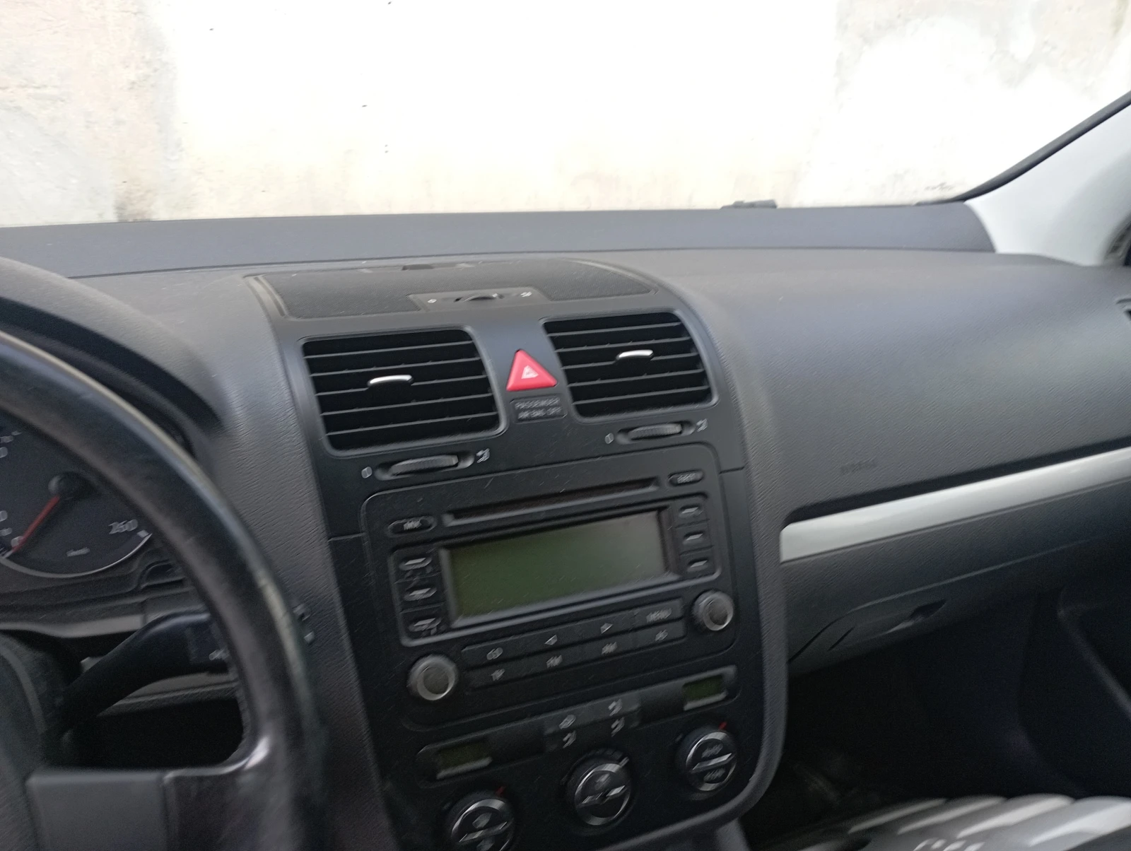 VW Golf 2.0 TDI - изображение 8