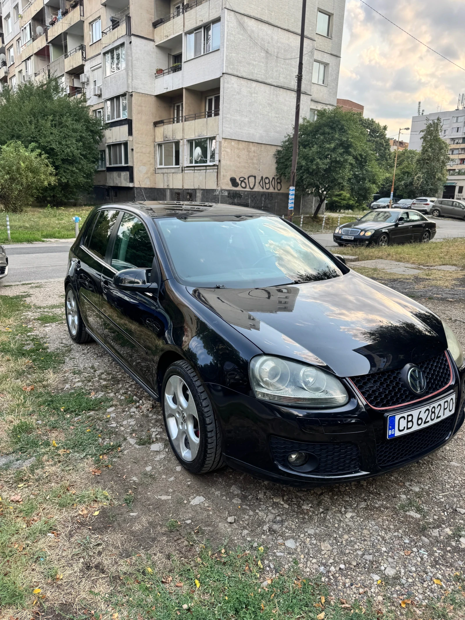 VW Golf 2.0TDI 140кс БКД в доста добро състояние - изображение 9