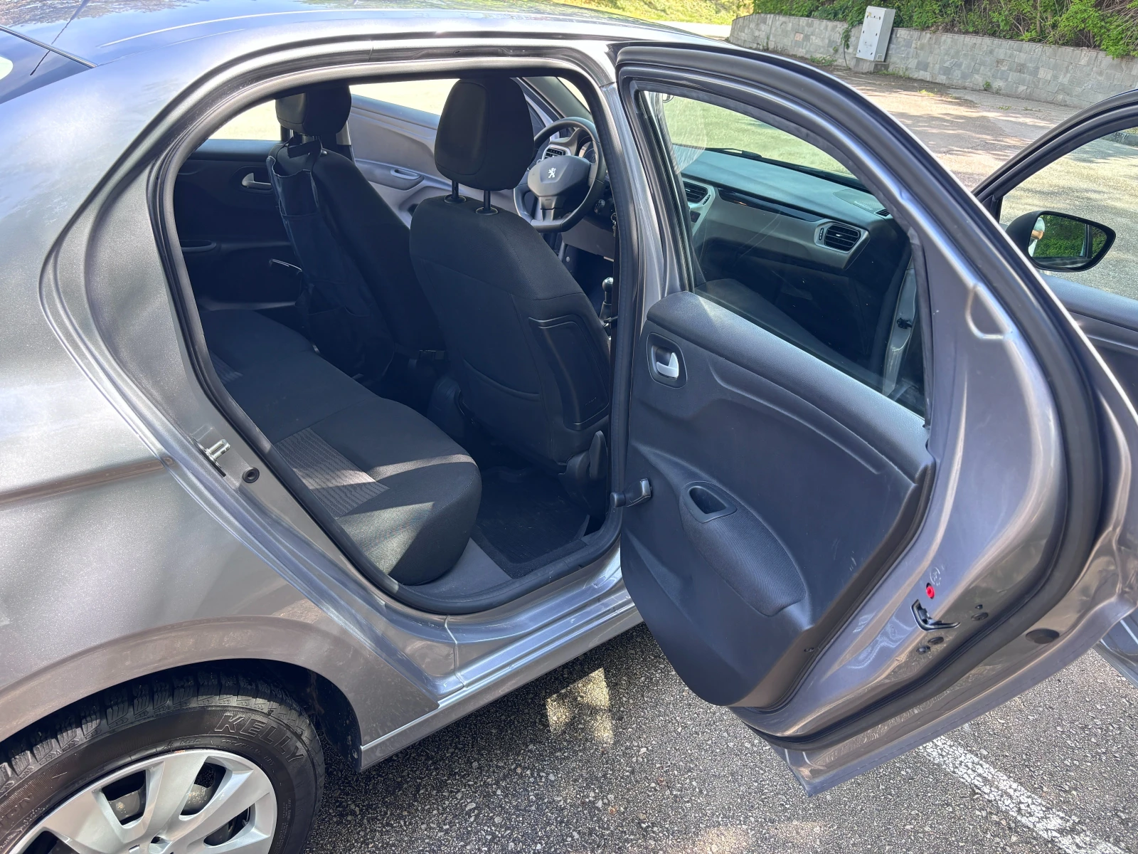Peugeot 301, снимка 2 - Автомобили и джипове - 54545562