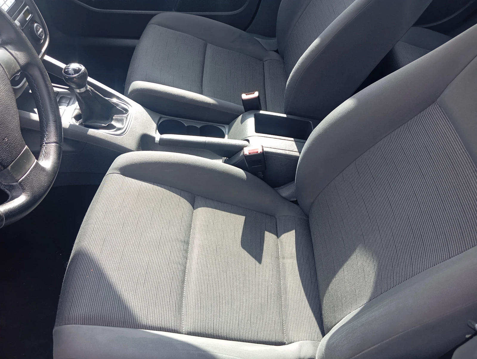 VW Golf 1.9  дизел  - изображение 6