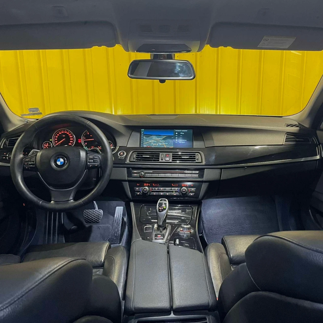 BMW 530 СМЕНЕНИ ВЕРИГИ ОБСЛУЖЕНА КУТИЯ СЕРВИЗНА КНИЖКА - изображение 10