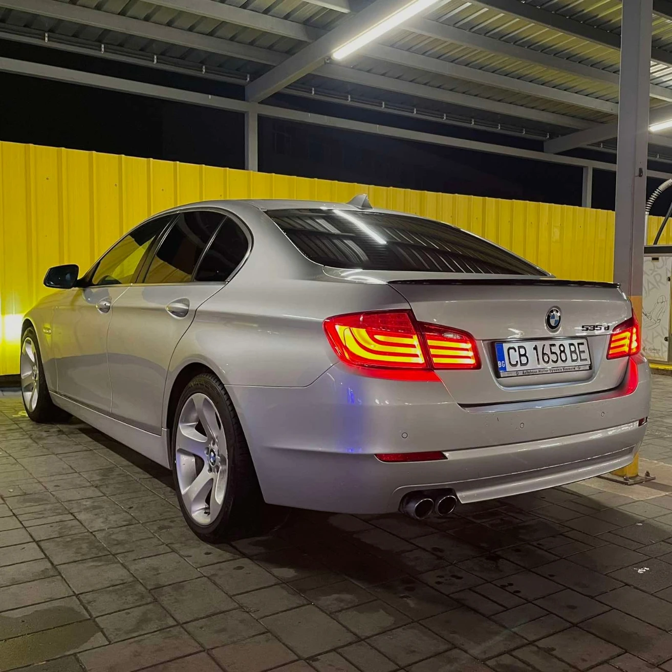 BMW 530 СМЕНЕНИ ВЕРИГИ ОБСЛУЖЕНА КУТИЯ СЕРВИЗНА КНИЖКА - изображение 7