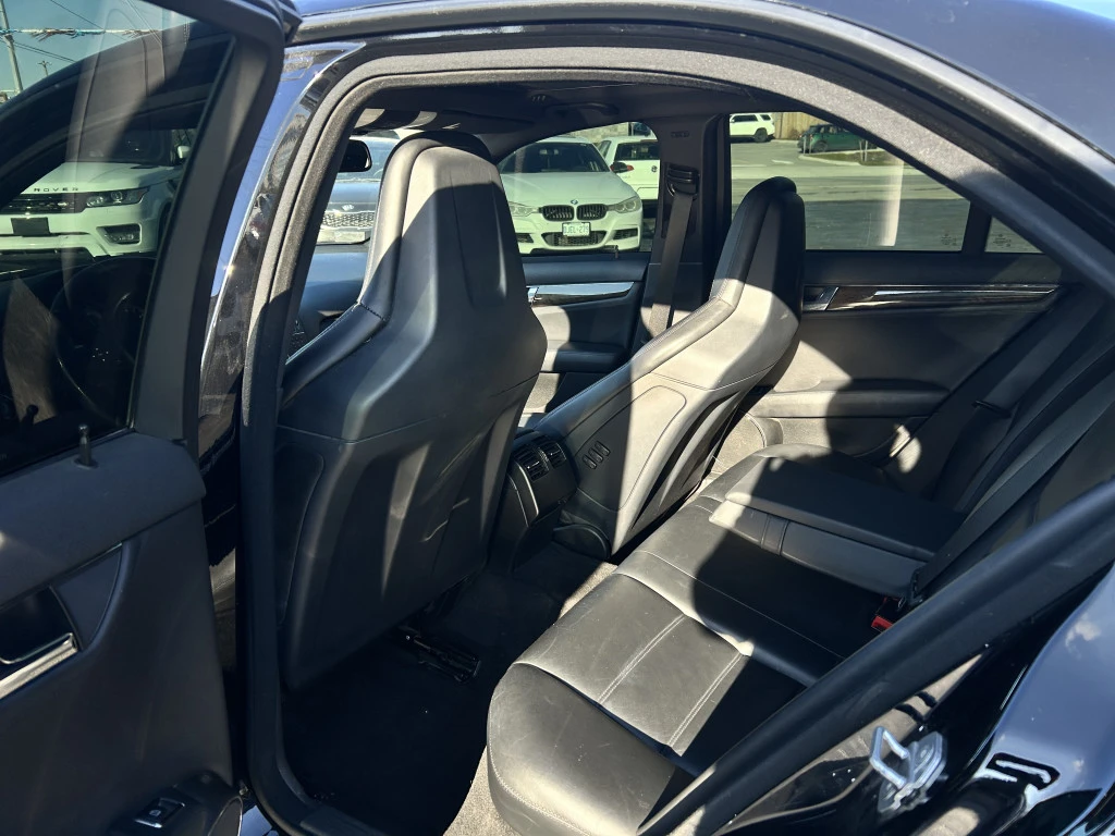 Mercedes-Benz C 63 AMG 102, 511KM * АвтоКредит * (Цена до БГ), снимка 11 - Автомобили и джипове - 53714290