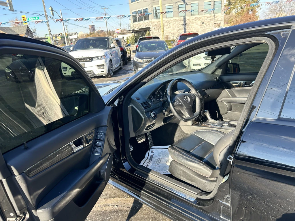 Mercedes-Benz C 63 AMG 102, 511KM * АвтоКредит * (Цена до БГ), снимка 6 - Автомобили и джипове - 53714290