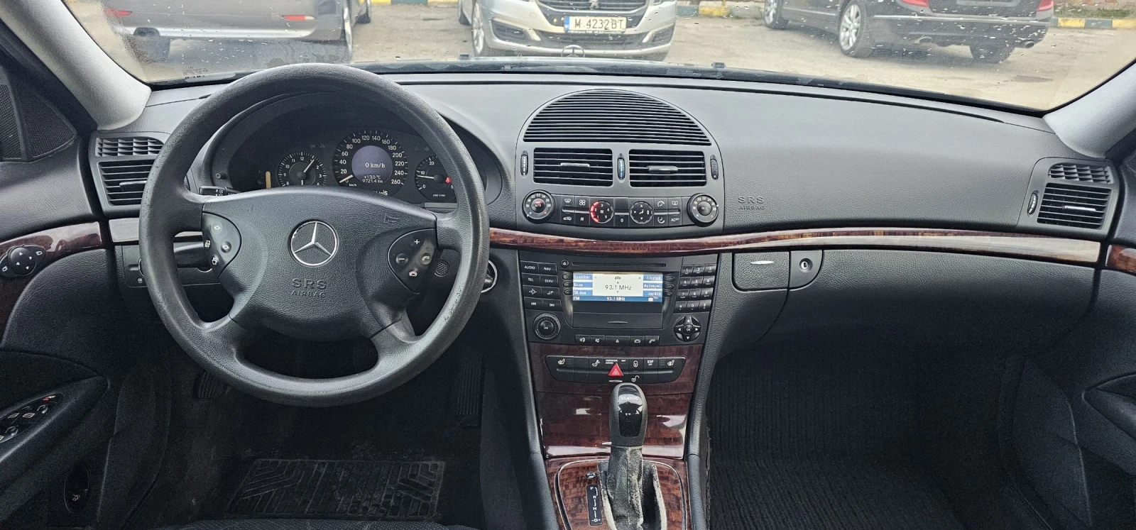 Mercedes-Benz E 320 3.2 CDI 204 К.С, снимка 12 - Автомобили и джипове - 53948927