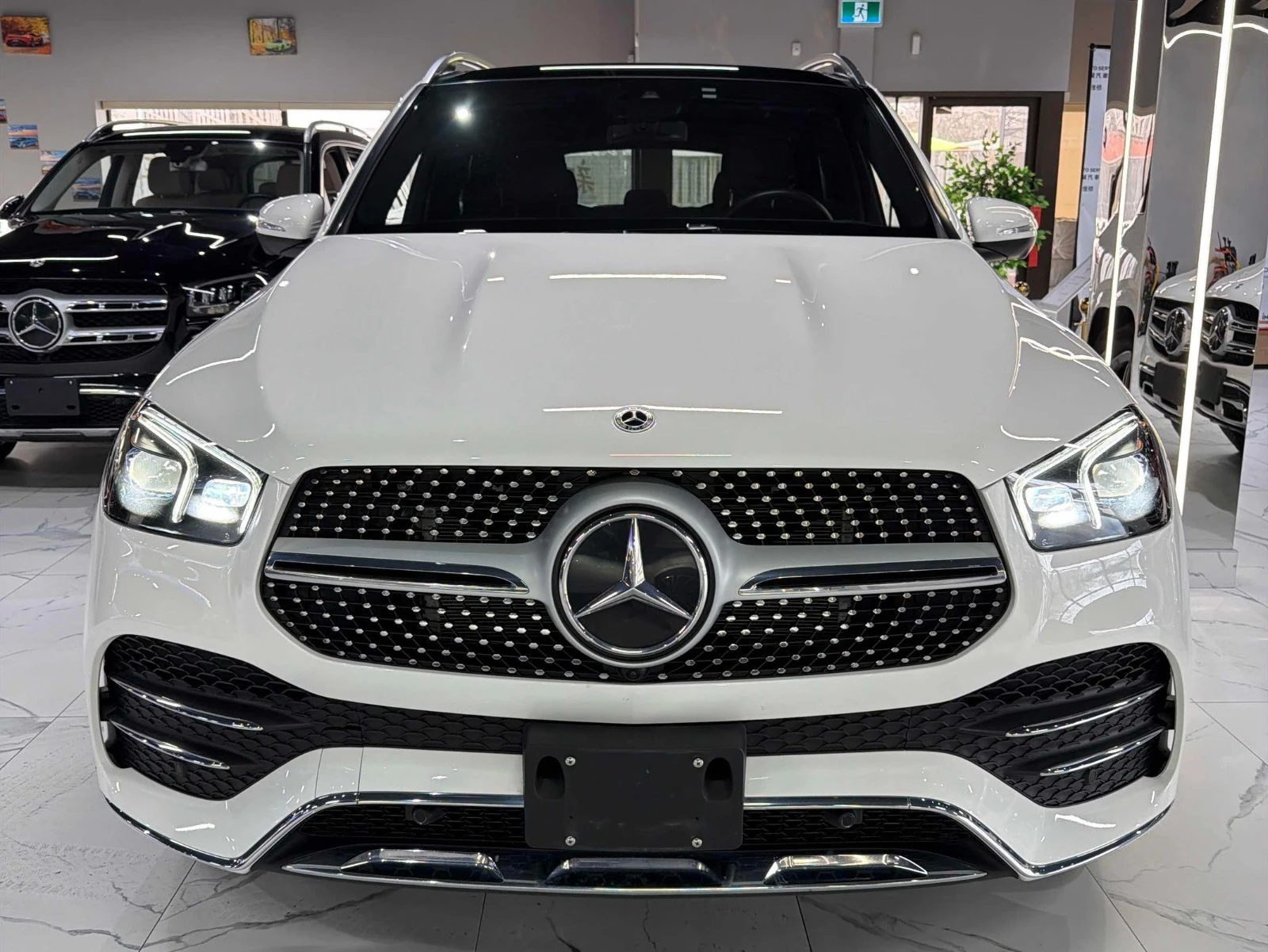 Mercedes-Benz GLE 450 С РЕГИСТРАЦИЯ & АВТО КРЕДИТ, снимка 2 - Автомобили и джипове - 54047294