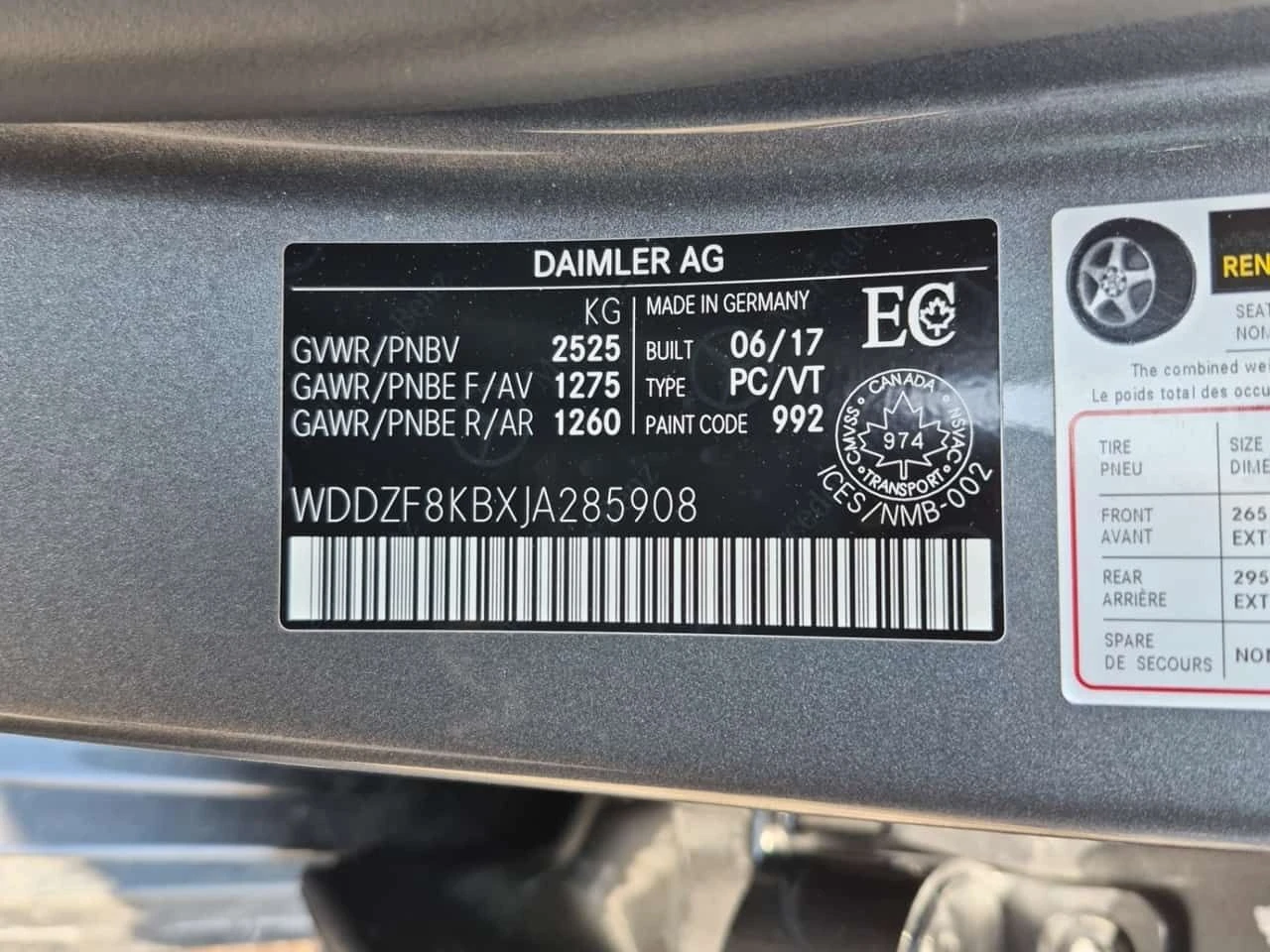 Mercedes-Benz E 63 AMG S| BURMESTER| ОБДУХВАНЕ| PANO| 360| 2 КЛЮЧА , снимка 15 - Автомобили и джипове - 54171524