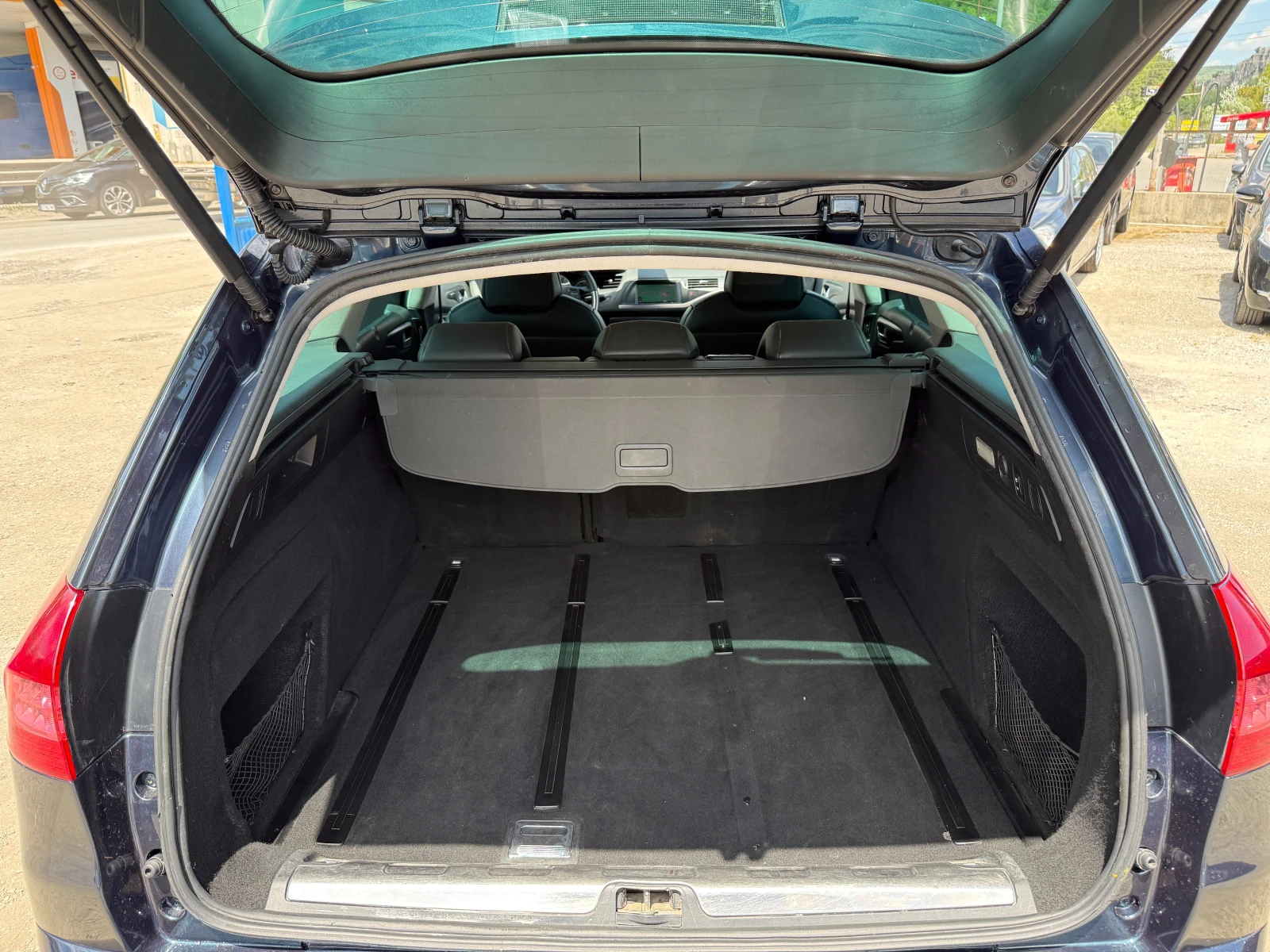 Citroen C5 2.0HDI-Exclusive/Tourer-НАВИ-FULL-, снимка 16 - Автомобили и джипове - 54596182
