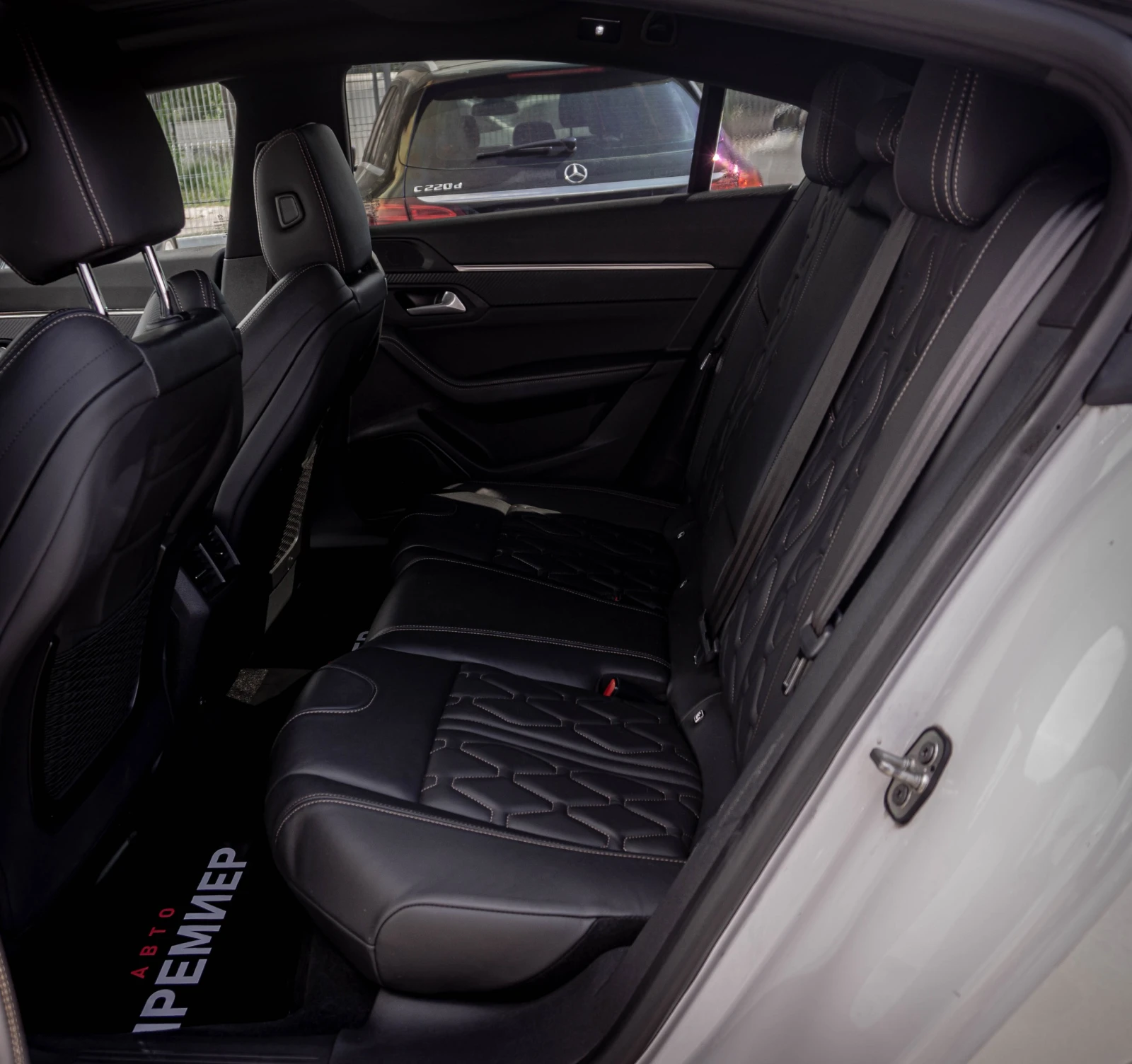 Peugeot 508 2.0-BlueHDi-GTLine-КАТО НОВА-ГАРАНЦИЯ!, снимка 11 - Автомобили и джипове - 54878889