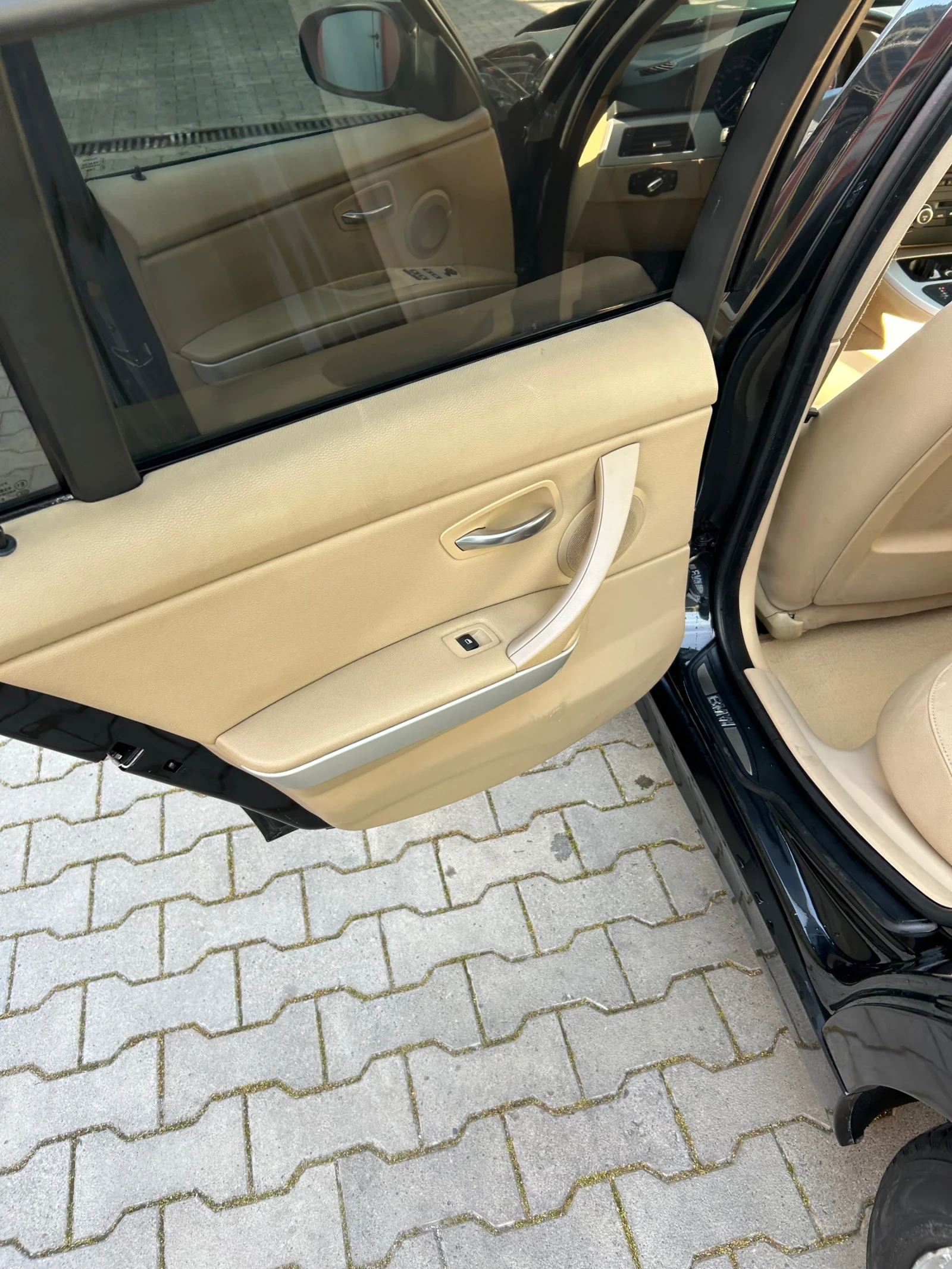 BMW 320 E91, снимка 7 - Автомобили и джипове - 54914512