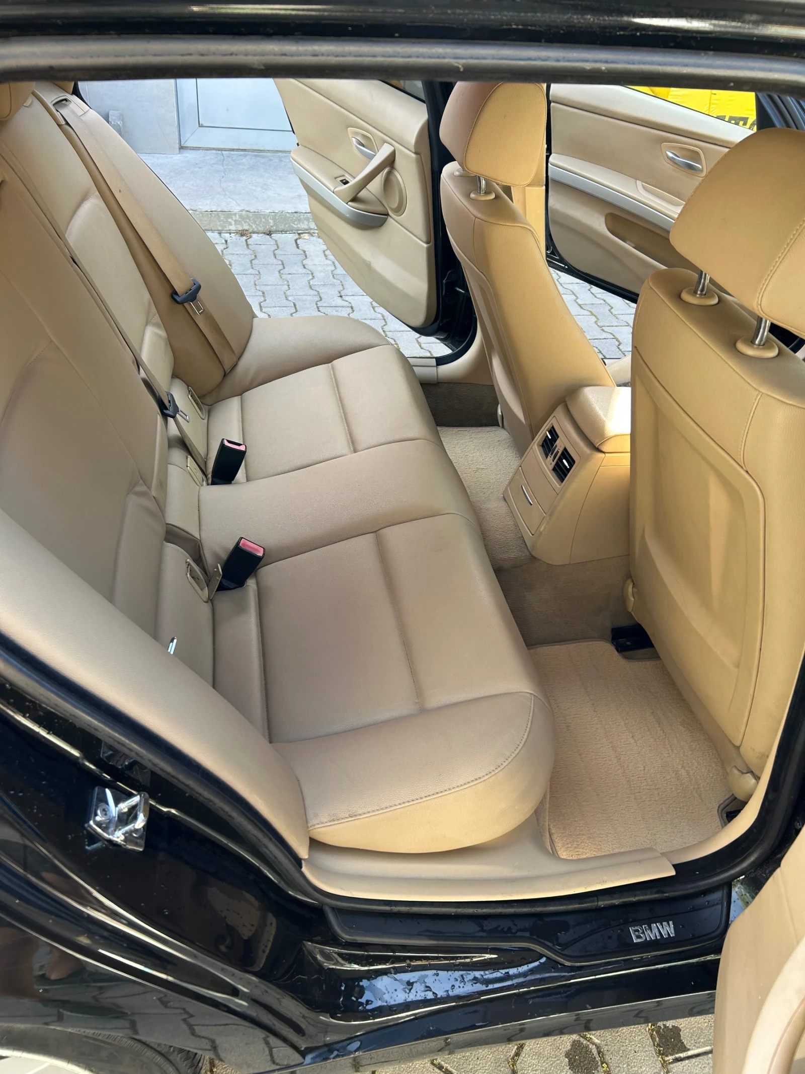 BMW 320 E91, снимка 12 - Автомобили и джипове - 54914512