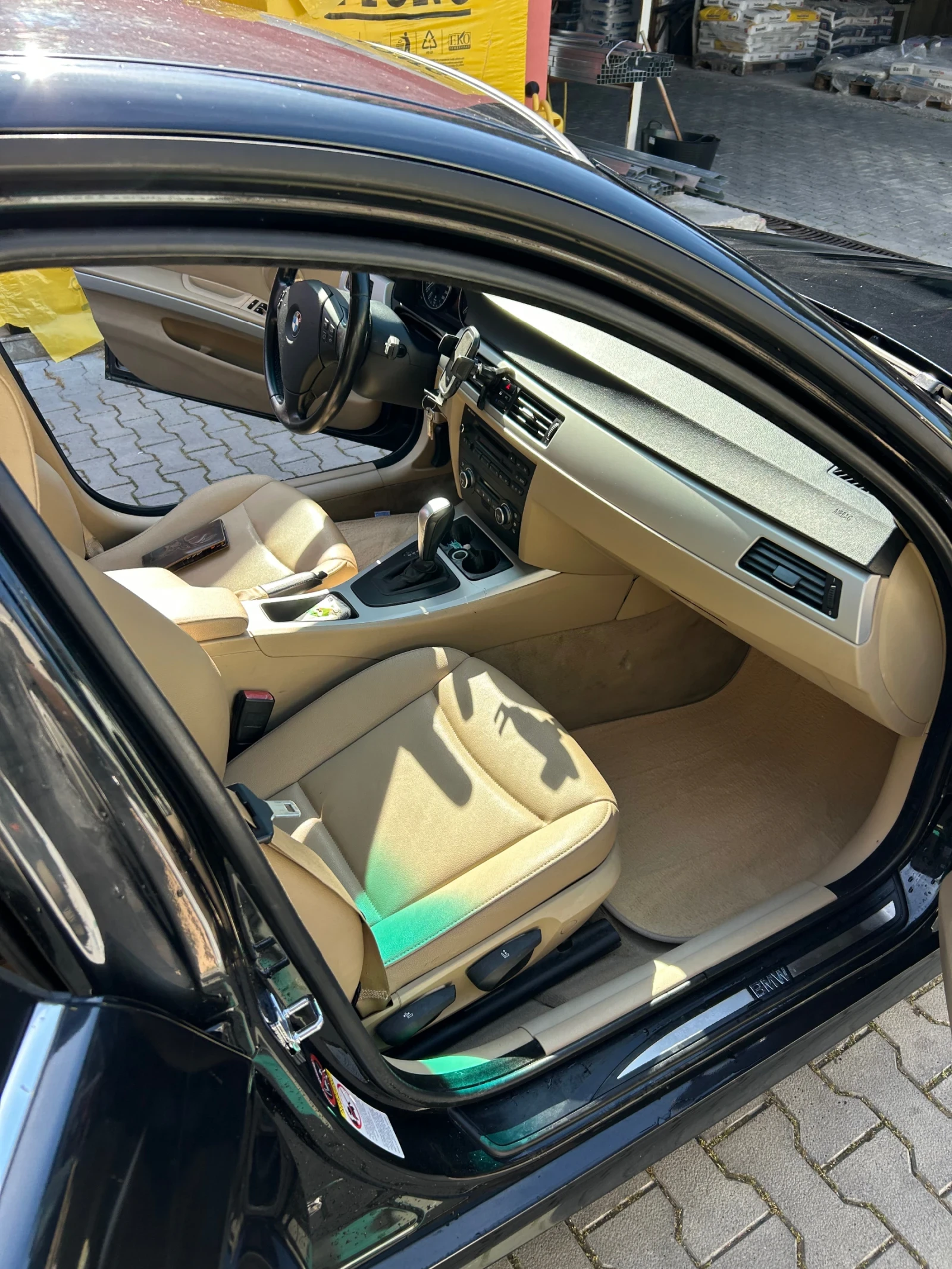 BMW 320 E91, снимка 8 - Автомобили и джипове - 54914512