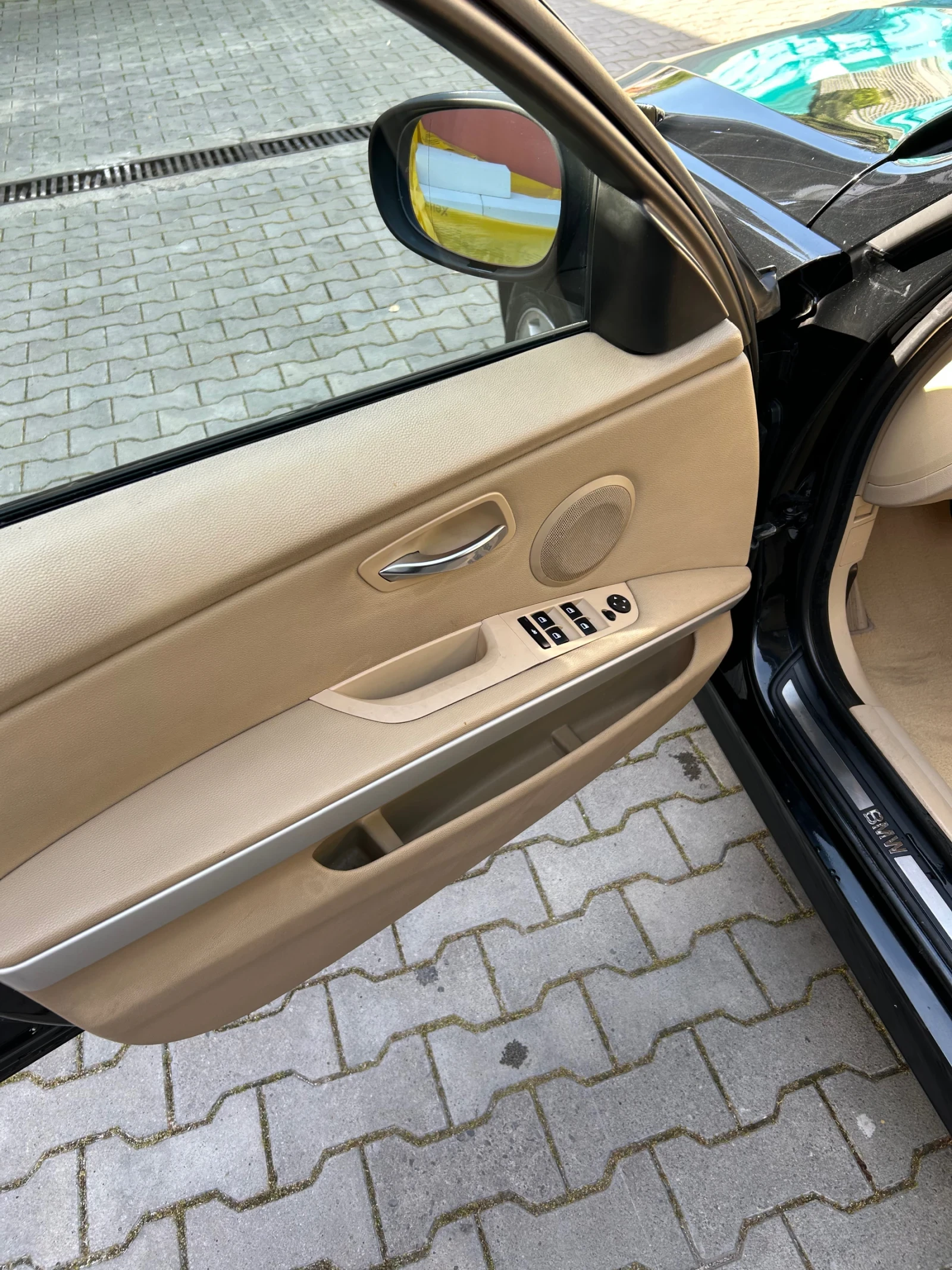 BMW 320 E91, снимка 11 - Автомобили и джипове - 54914512