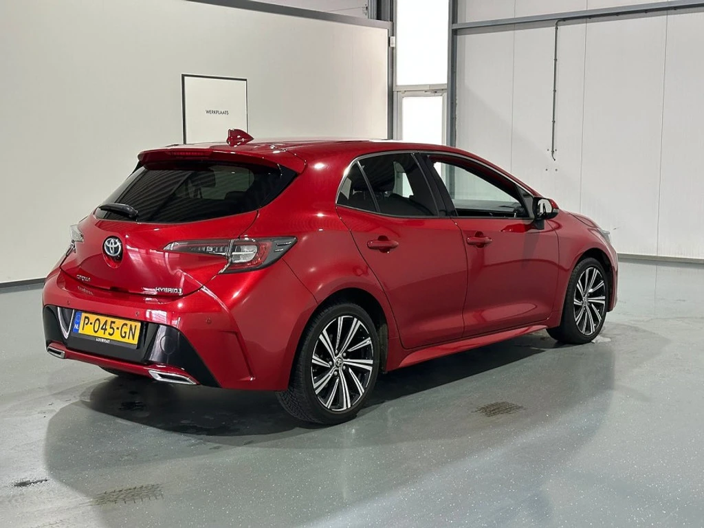 Toyota Corolla Европейска 2.0 Business - Hybrid - 152 К.с. , снимка 4 - Автомобили и джипове - 54959130