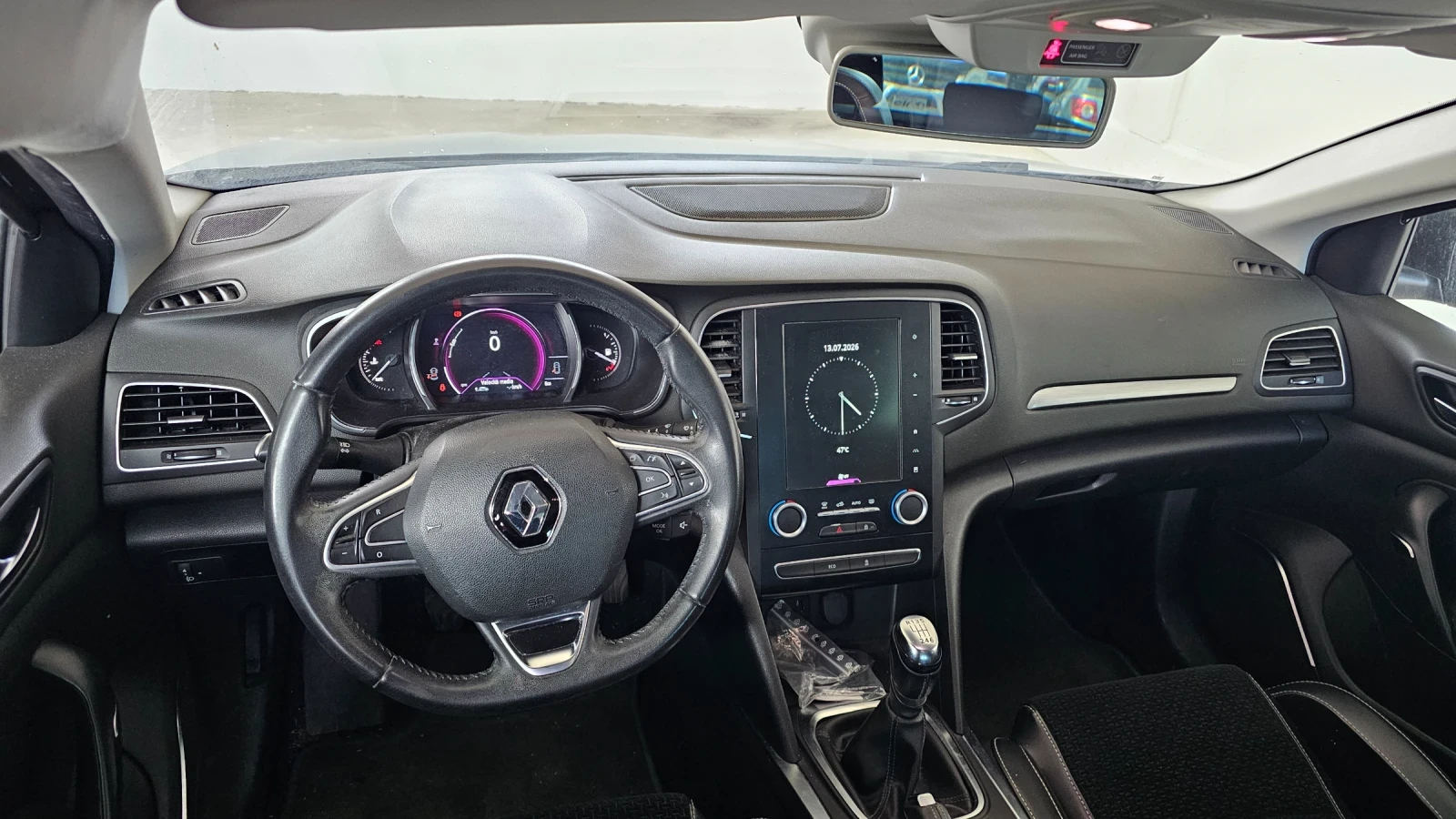 Renault Megane 1.5 DCI   NAVI, снимка 4 - Автомобили и джипове - 55330322