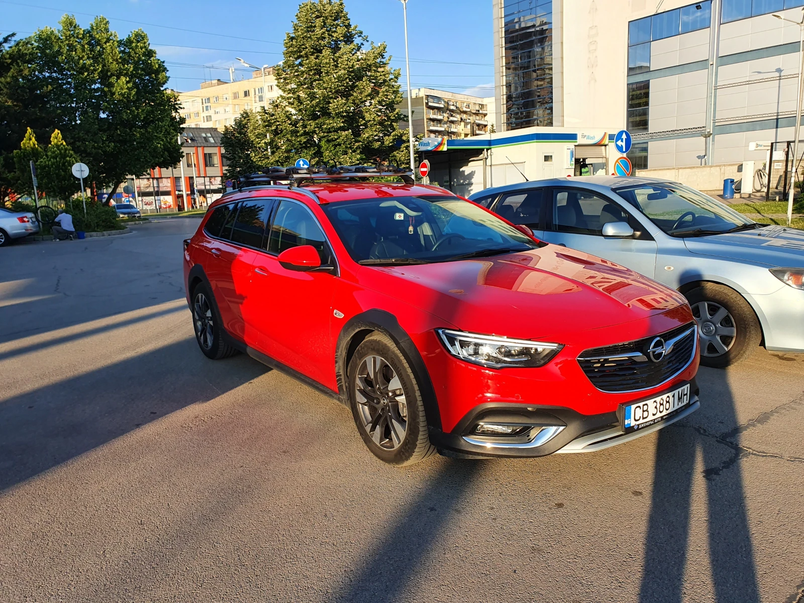 Opel Insignia Sport Tourer, снимка 4 - Автомобили и джипове - 55750643