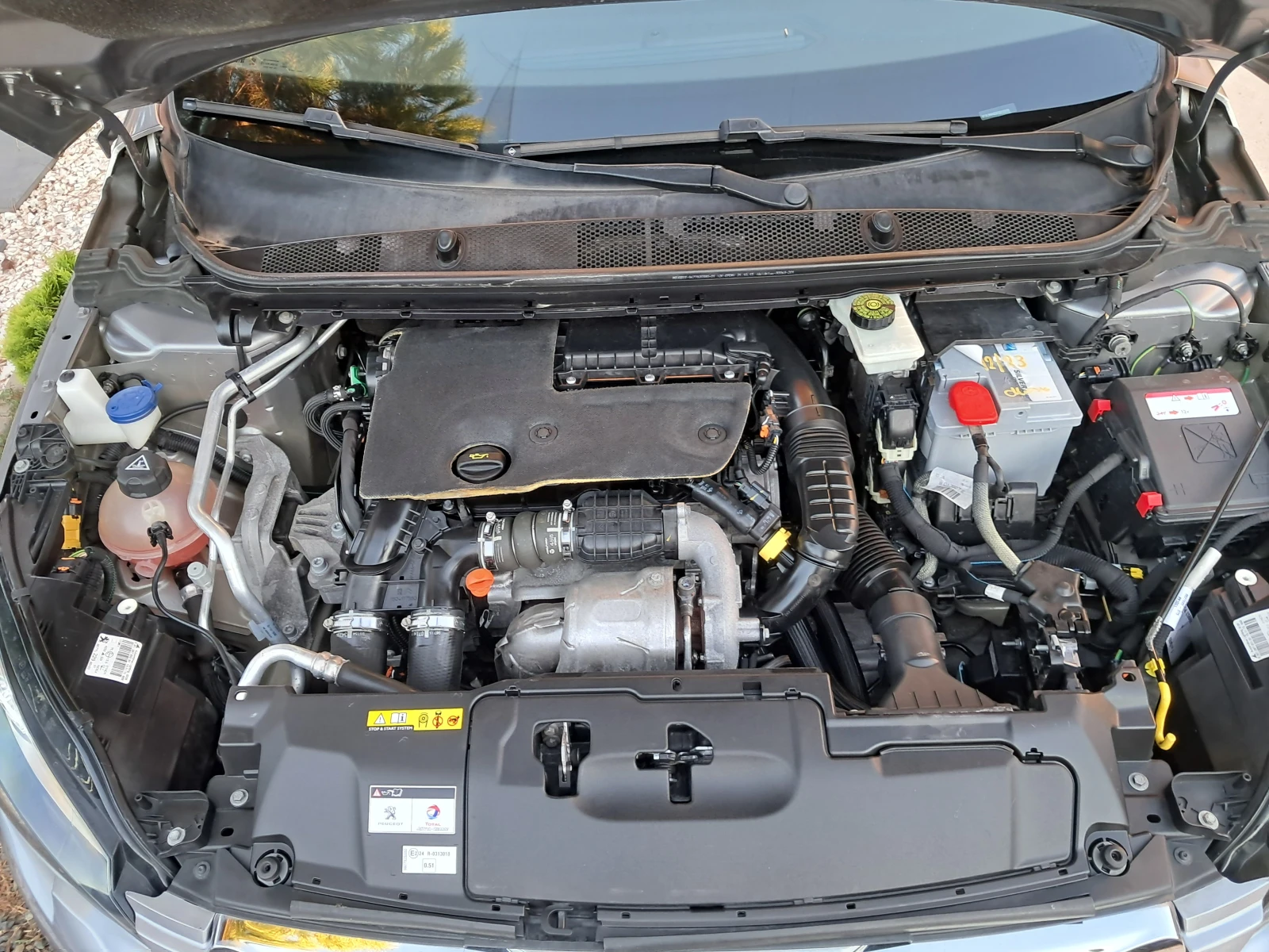 Peugeot 308 1.6 HDI-147000 км., снимка 15 - Автомобили и джипове - 56043656