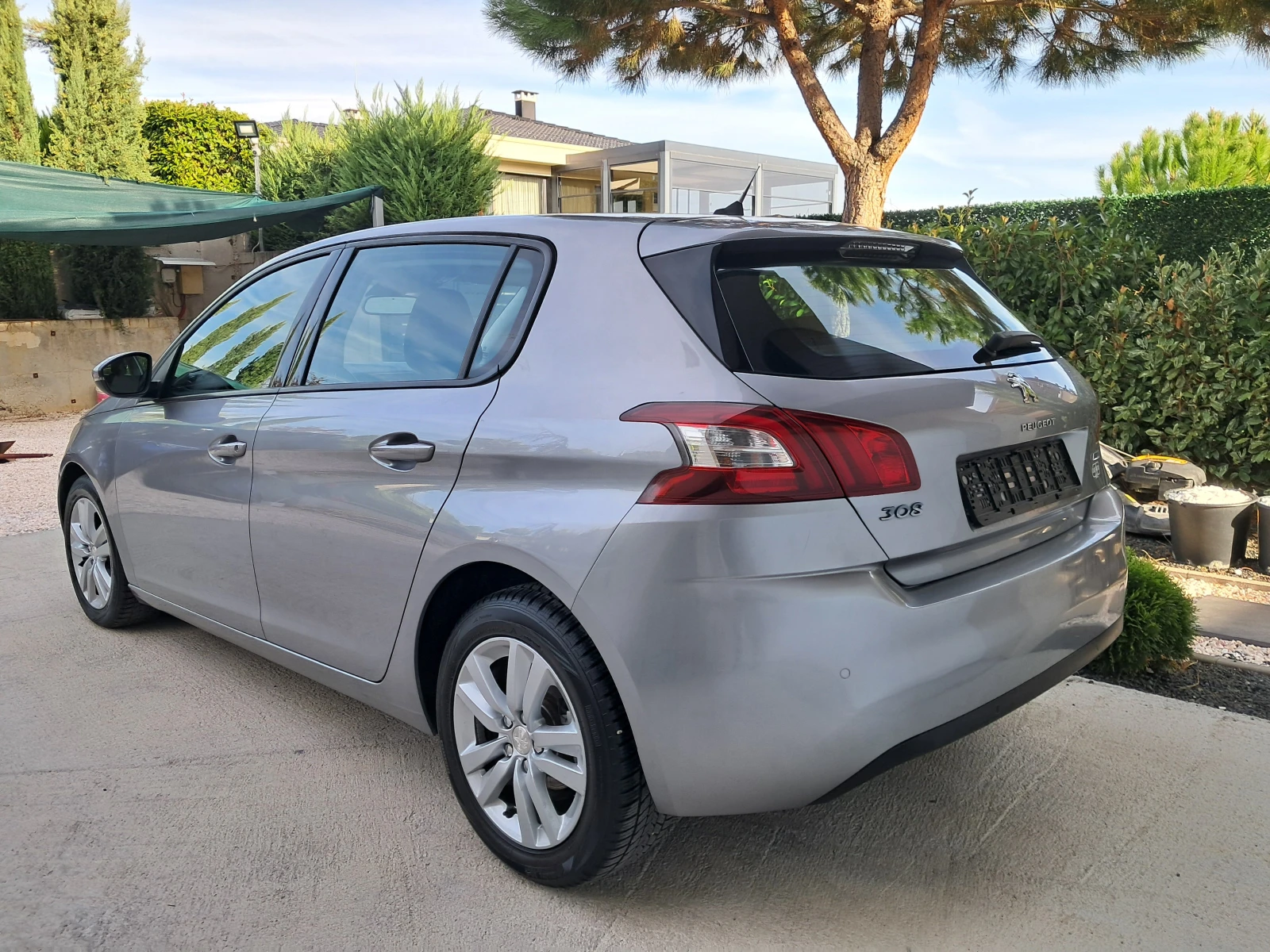 Peugeot 308 1.6 HDI-147000 км., снимка 4 - Автомобили и джипове - 56043656