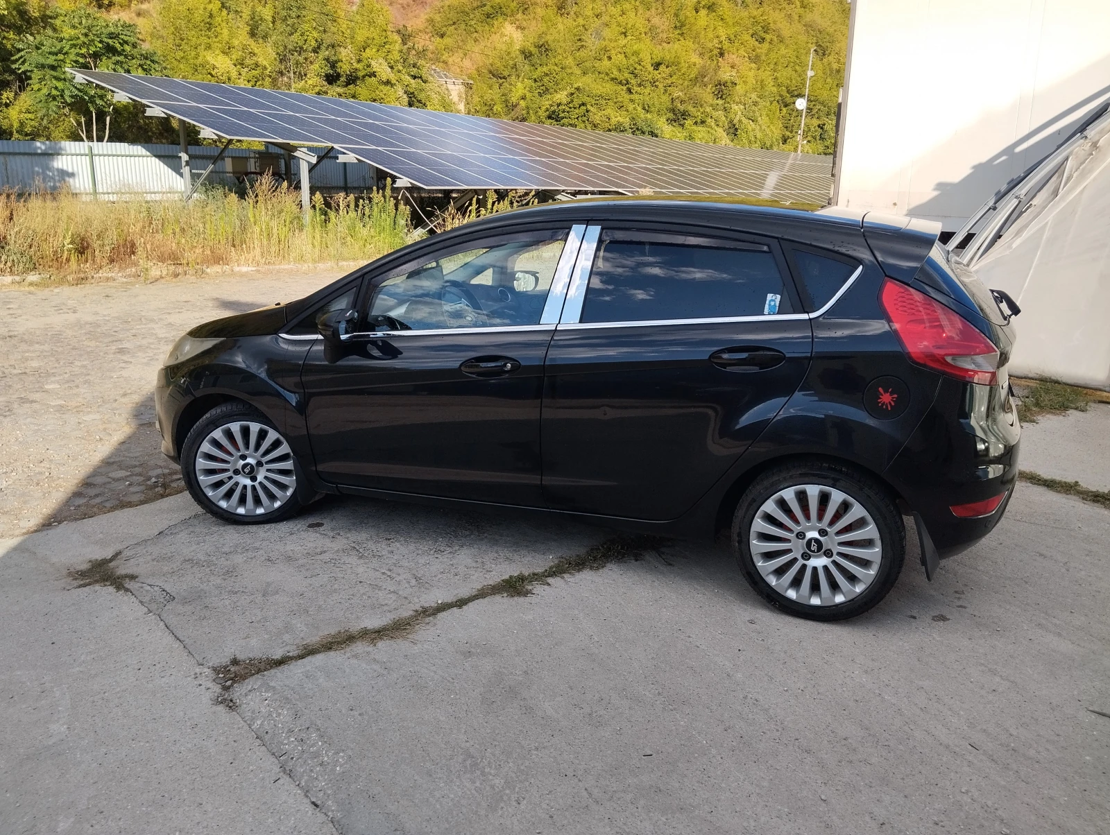 Ford Fiesta  1, 6 TDCI MK7, снимка 11 - Автомобили и джипове - 56060651