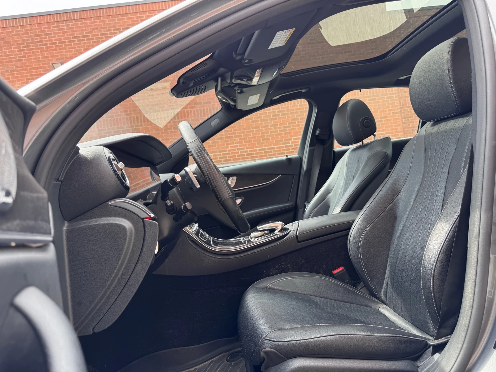 Mercedes-Benz E 300 * CARFAX * ЦЕНА ДО БГ, снимка 9 - Автомобили и джипове - 56118903
