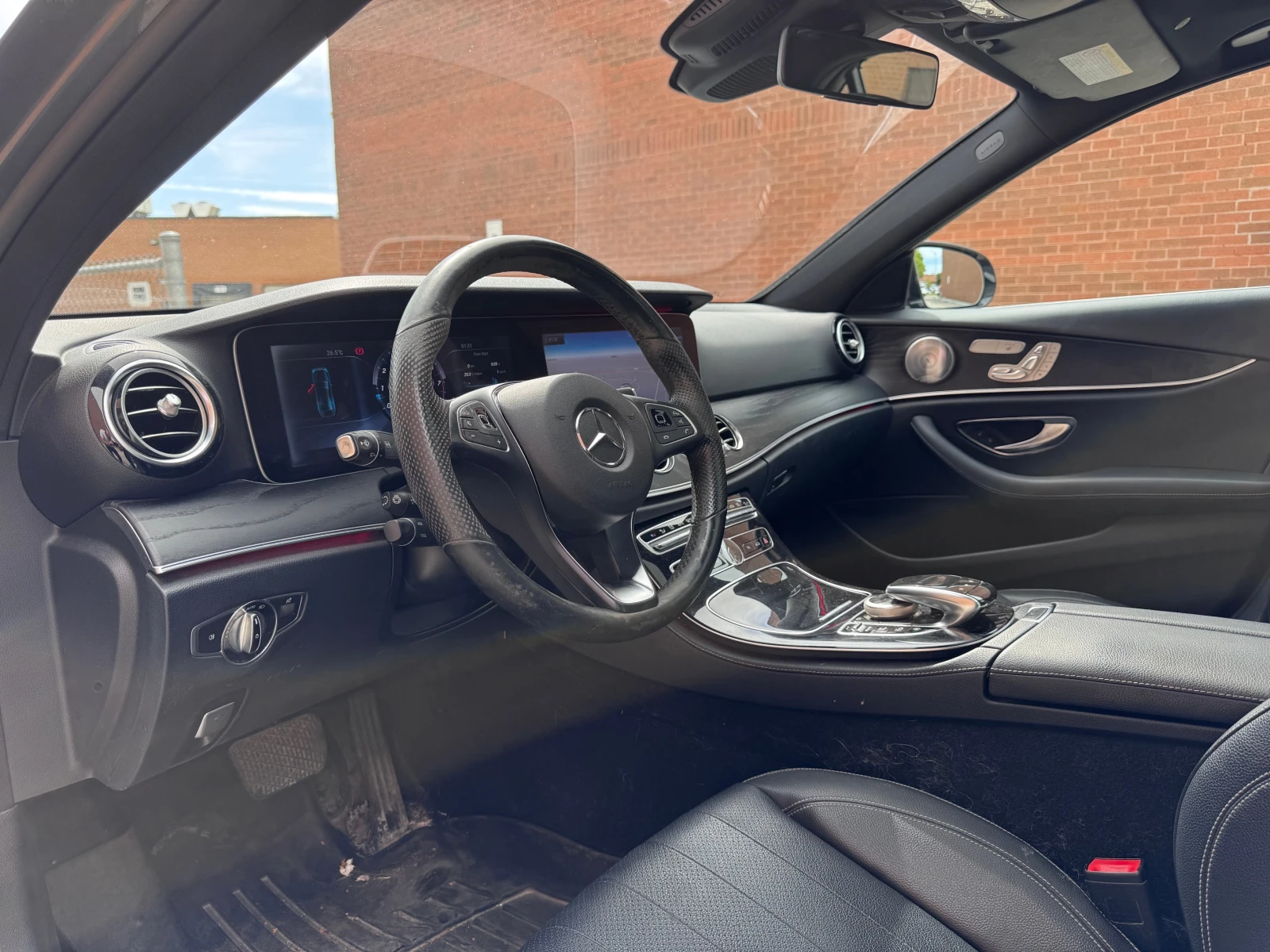 Mercedes-Benz E 300 * CARFAX * ЦЕНА ДО БГ, снимка 10 - Автомобили и джипове - 56118903