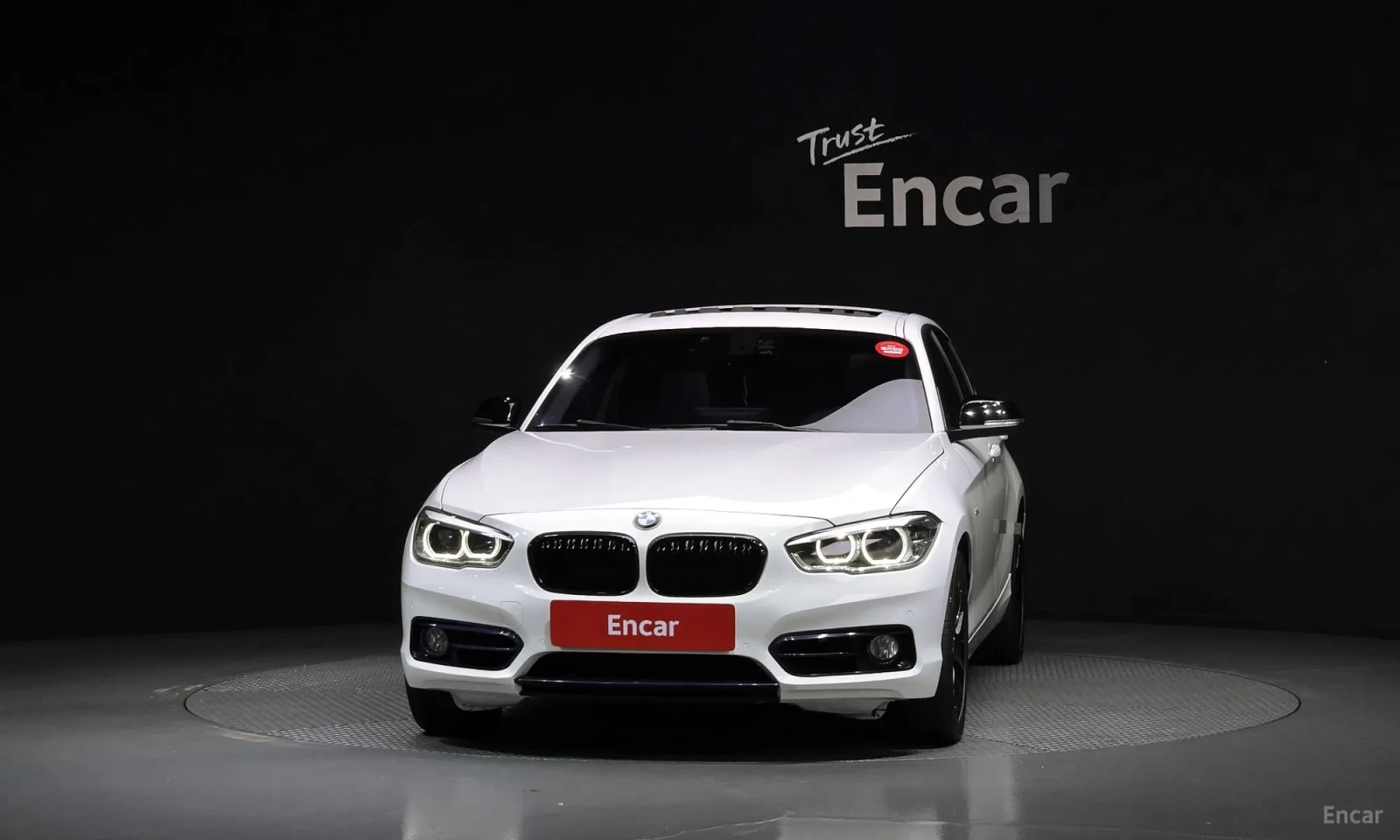 BMW 118 118d Sport 5Door, снимка 3 - Автомобили и джипове - 56231569