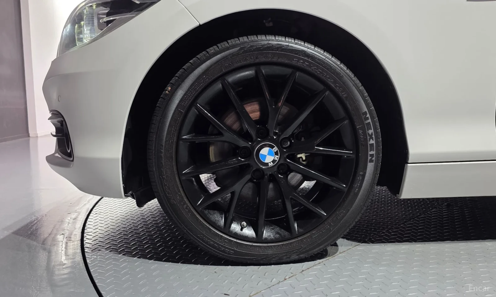 BMW 118 118d Sport 5Door, снимка 5 - Автомобили и джипове - 56231569