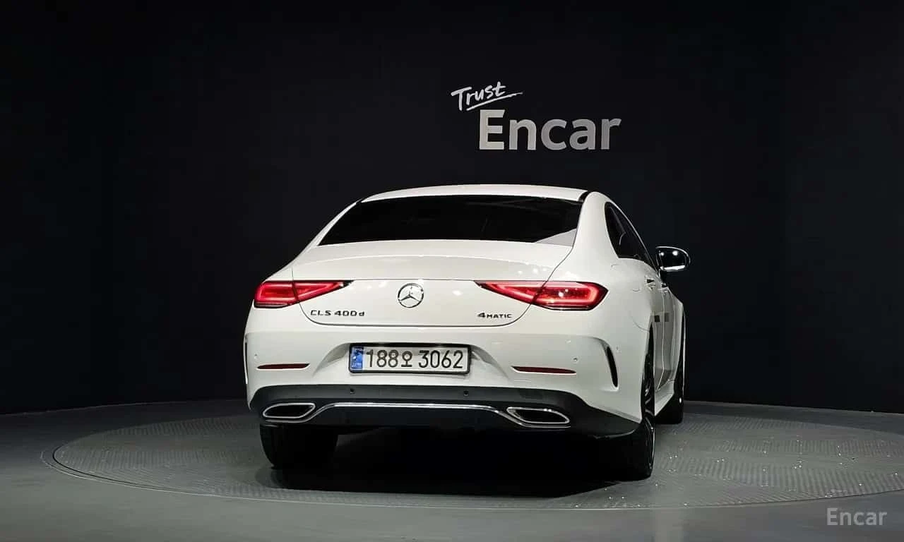 Mercedes-Benz CLS 400d 4MATIC AMG Line * ФИНАНСИРАНЕ, снимка 4 - Автомобили и джипове - 56259277