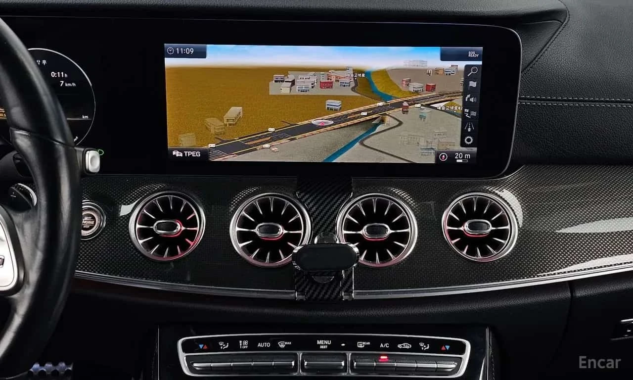 Mercedes-Benz CLS 400d 4MATIC AMG Line * ФИНАНСИРАНЕ, снимка 14 - Автомобили и джипове - 56259277