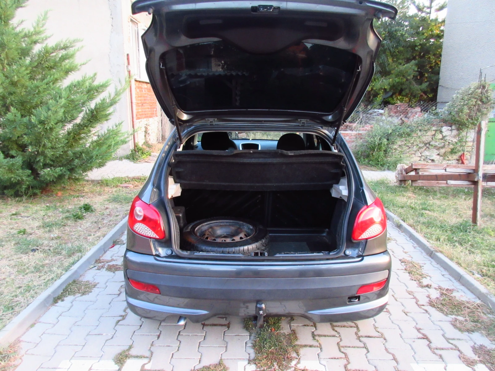 Peugeot 206 1.4 HDI , снимка 5 - Автомобили и джипове - 56433808