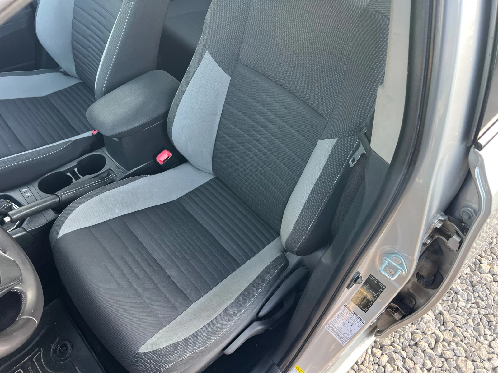 Toyota Auris 1.2 116���� 2015� ��� ���� ������� | Mobile.bg � ����������� 10