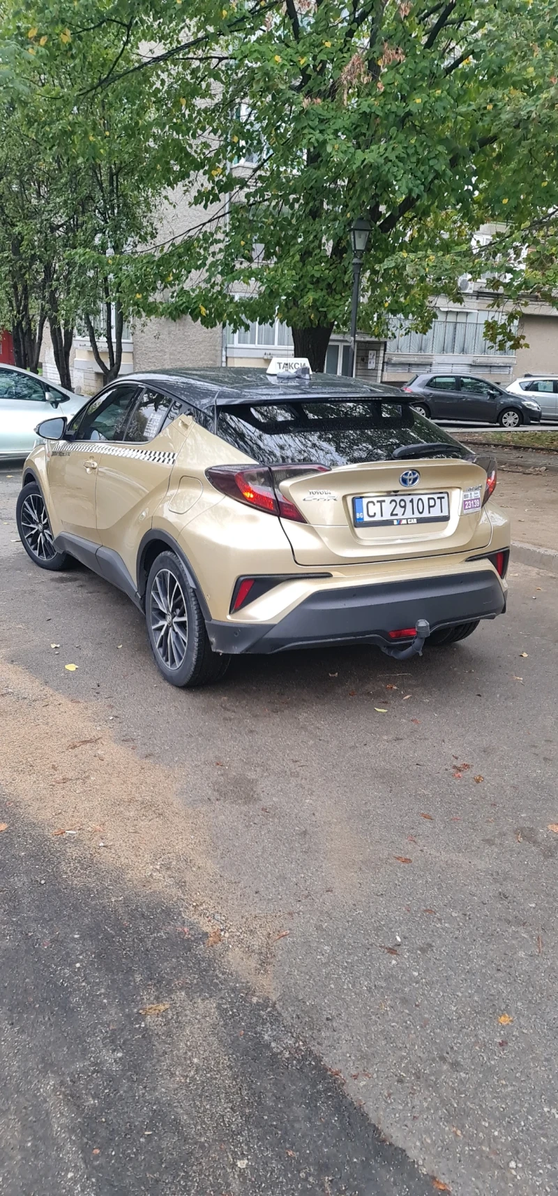 Toyota C-HR Hybrid , снимка 7 - Автомобили и джипове - 49000238