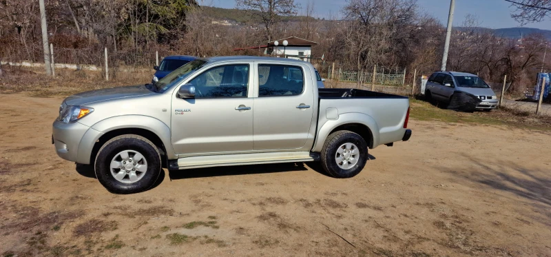 Toyota Hilux, снимка 6 - Автомобили и джипове - 49138853