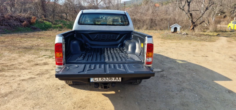 Toyota Hilux, снимка 8 - Автомобили и джипове - 49138853