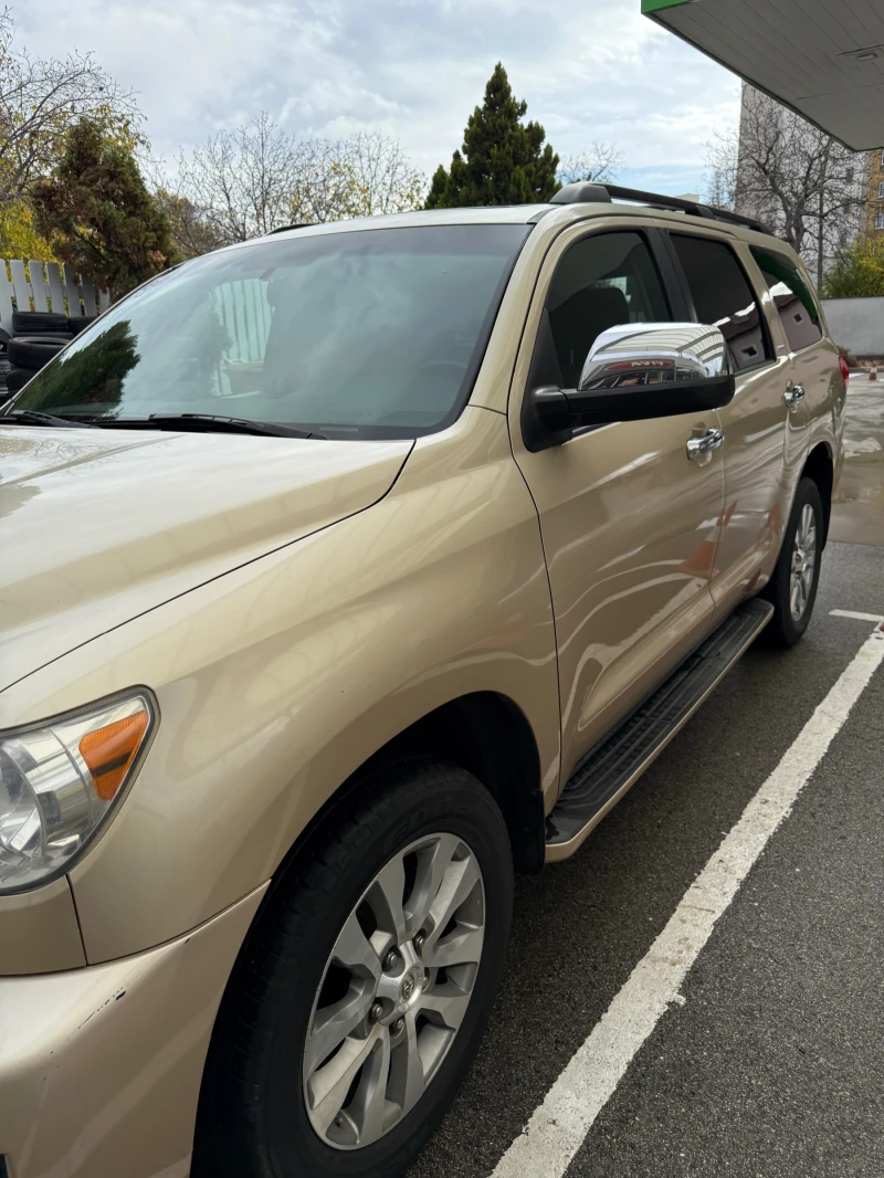 Toyota Sequoia 5.7 , снимка 2 - Автомобили и джипове - 52365850