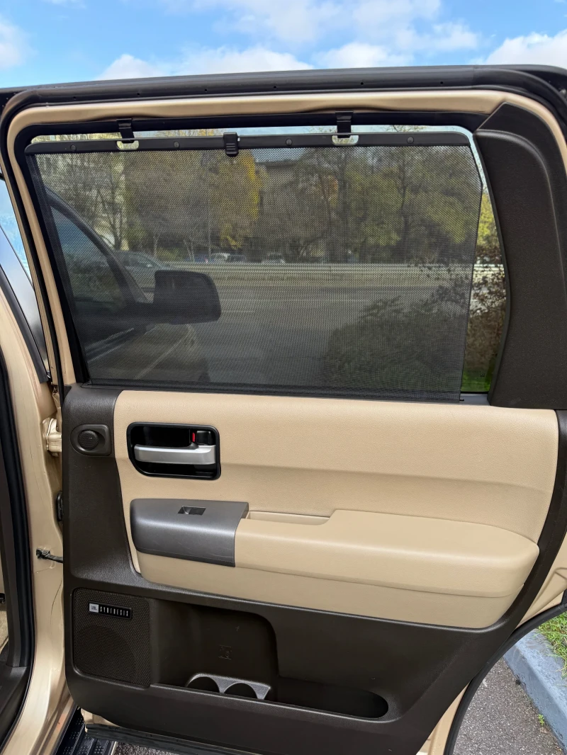 Toyota Sequoia 5.7 , снимка 7 - Автомобили и джипове - 52365850