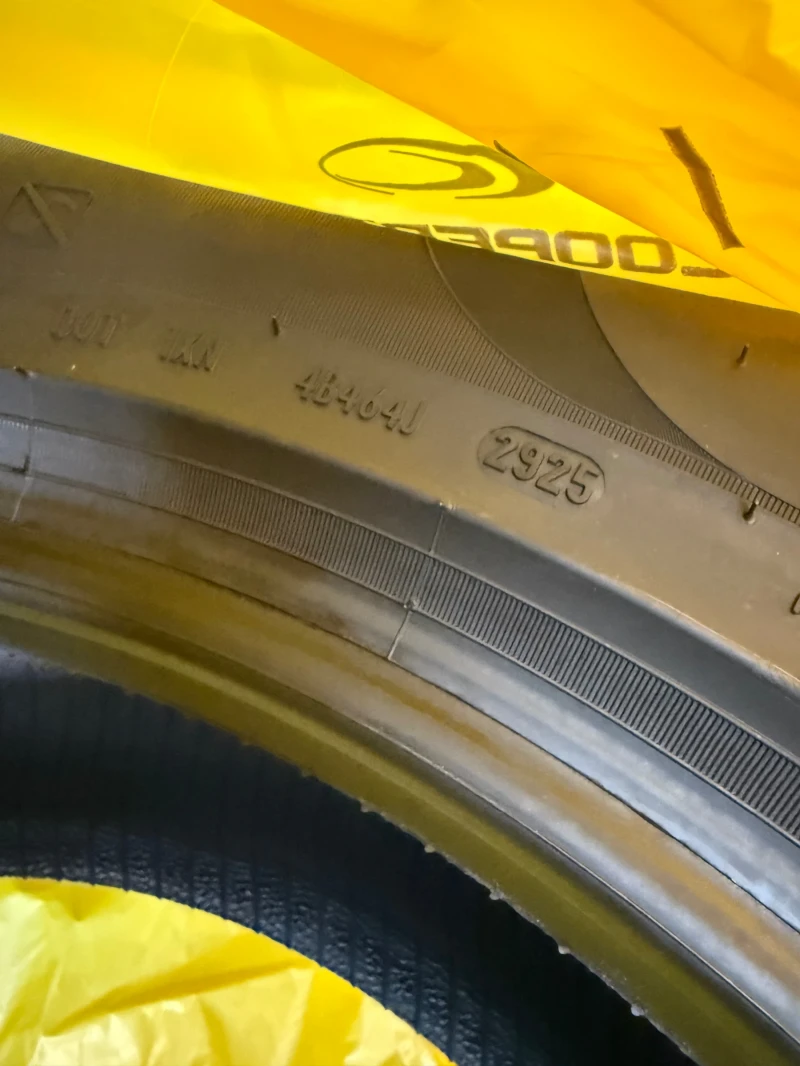 Toyota Sequoia 5.7 iforce, снимка 16 - Автомобили и джипове - 52365850