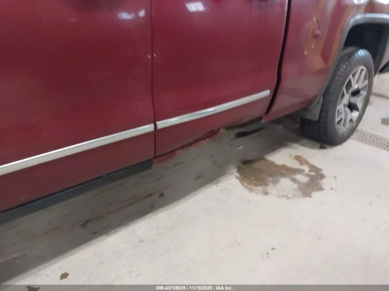 Gmc Sierra 5.3L V-8 DI, VVT, 355HP 4X4 Drive, снимка 11 - Автомобили и джипове - 53052555