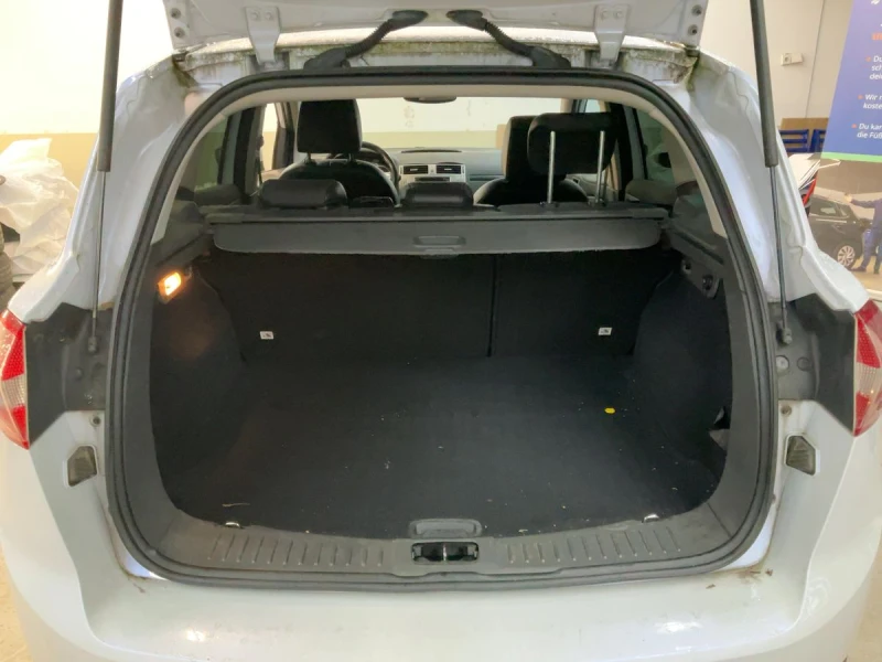 Ford Kuga 2.5, снимка 15 - Автомобили и джипове - 53103703