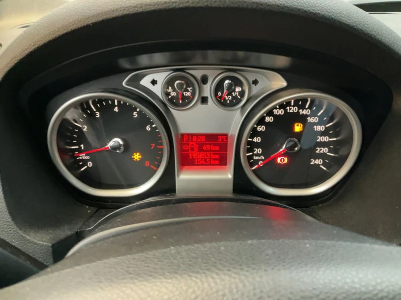 Ford Kuga 2.5, снимка 9 - Автомобили и джипове - 53103703