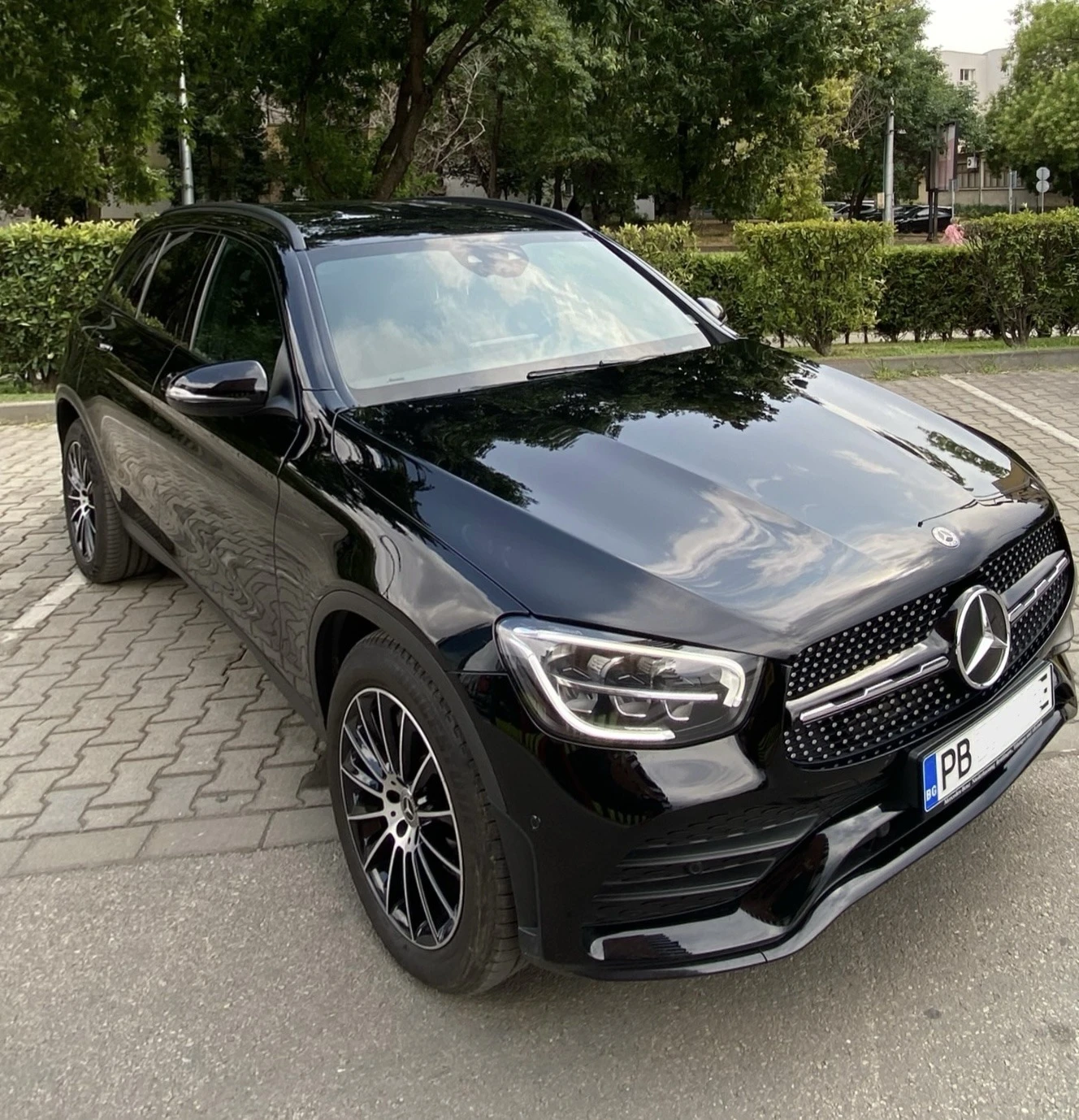 Mercedes-Benz GLC   4MATIC AMG /В ГАРАНЦИЯ/2чифта ГУМИ/ДИСТРОНИК - изображение 2