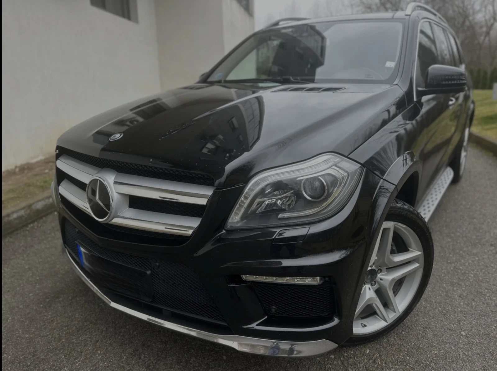 Mercedes-Benz GL 350 AMG OPTIC / 7 МЕСТЕН / FULL - изображение 3