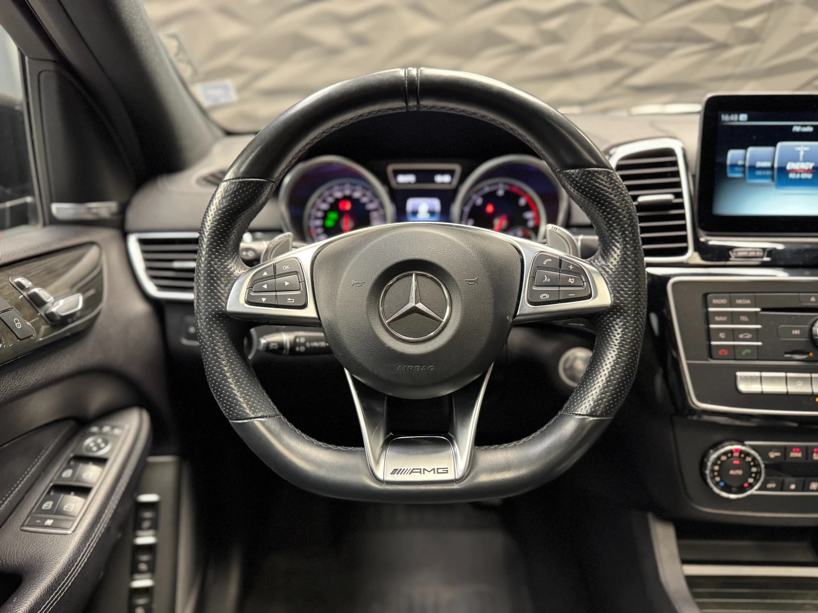 Mercedes-Benz GLS 350 d 4Matic 6+ 1 * 360* Pano* H&K - изображение 6