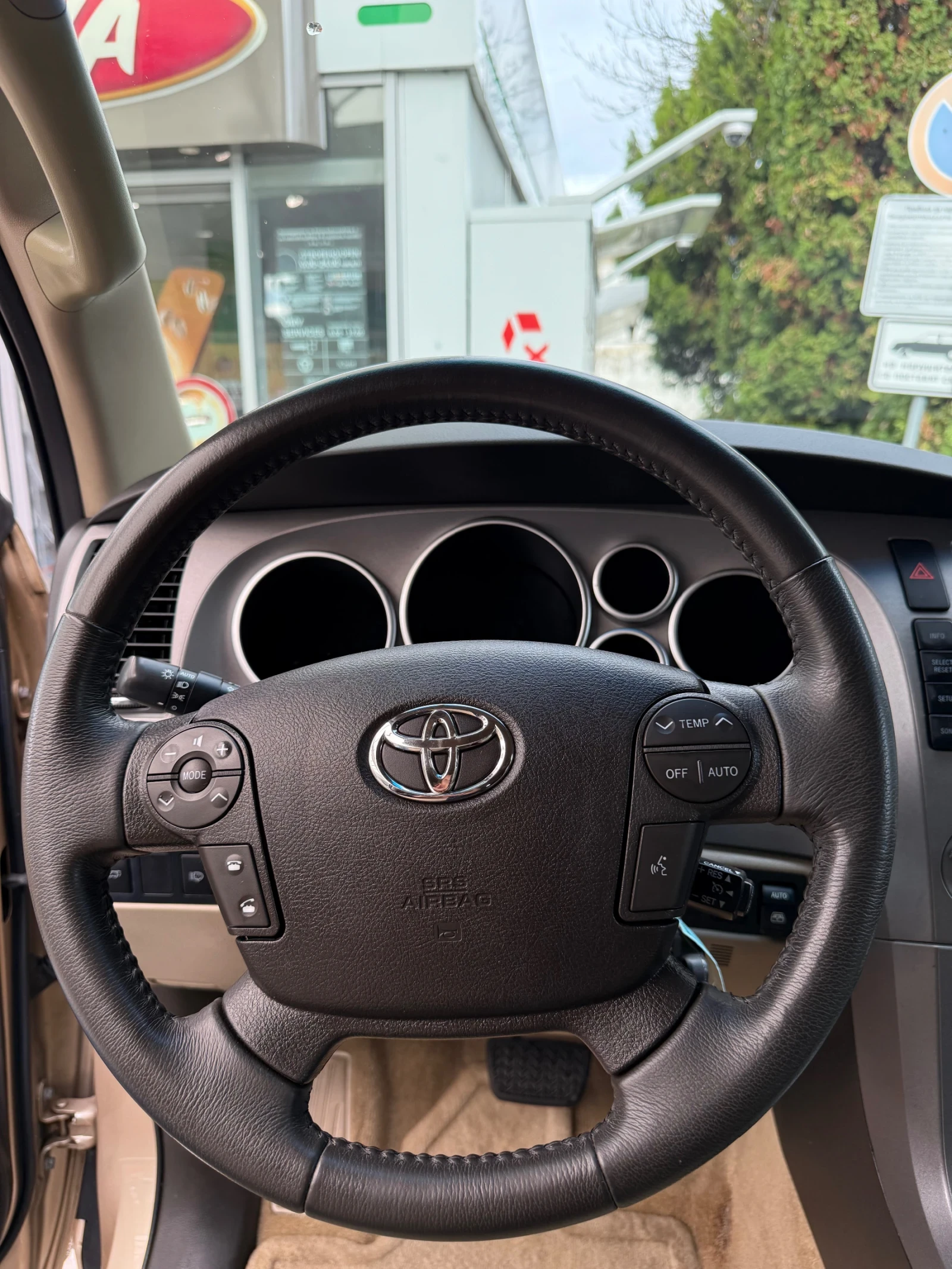 Toyota Sequoia 5.7 iforce | Mobile.bg � ����������� 14