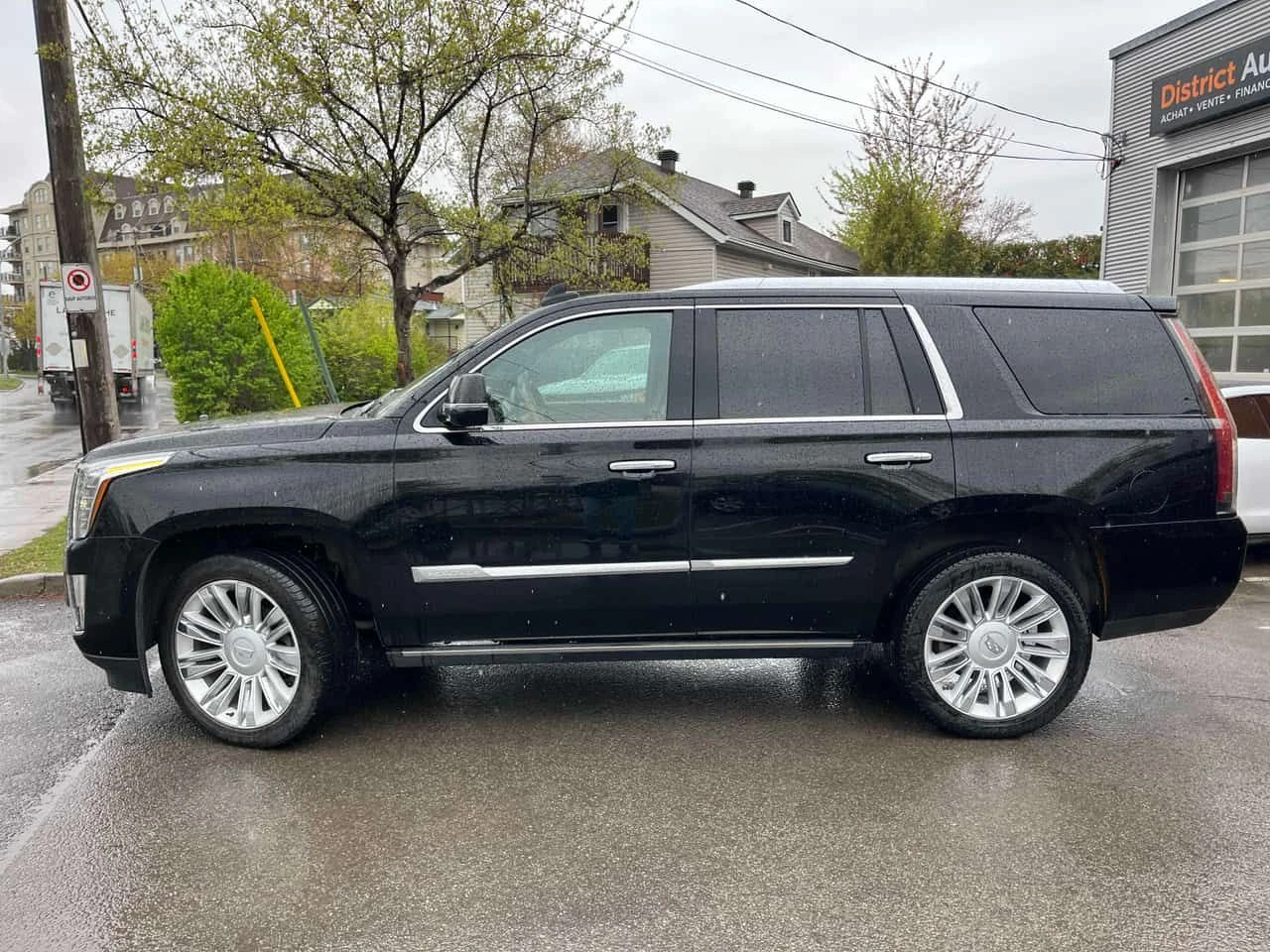 Cadillac Escalade Platinum| DISTRONIC| ПОДГРЕВИ| ОБДУХВАНЕ| ШИБИДАХ|, снимка 3 - Автомобили и джипове - 54545868